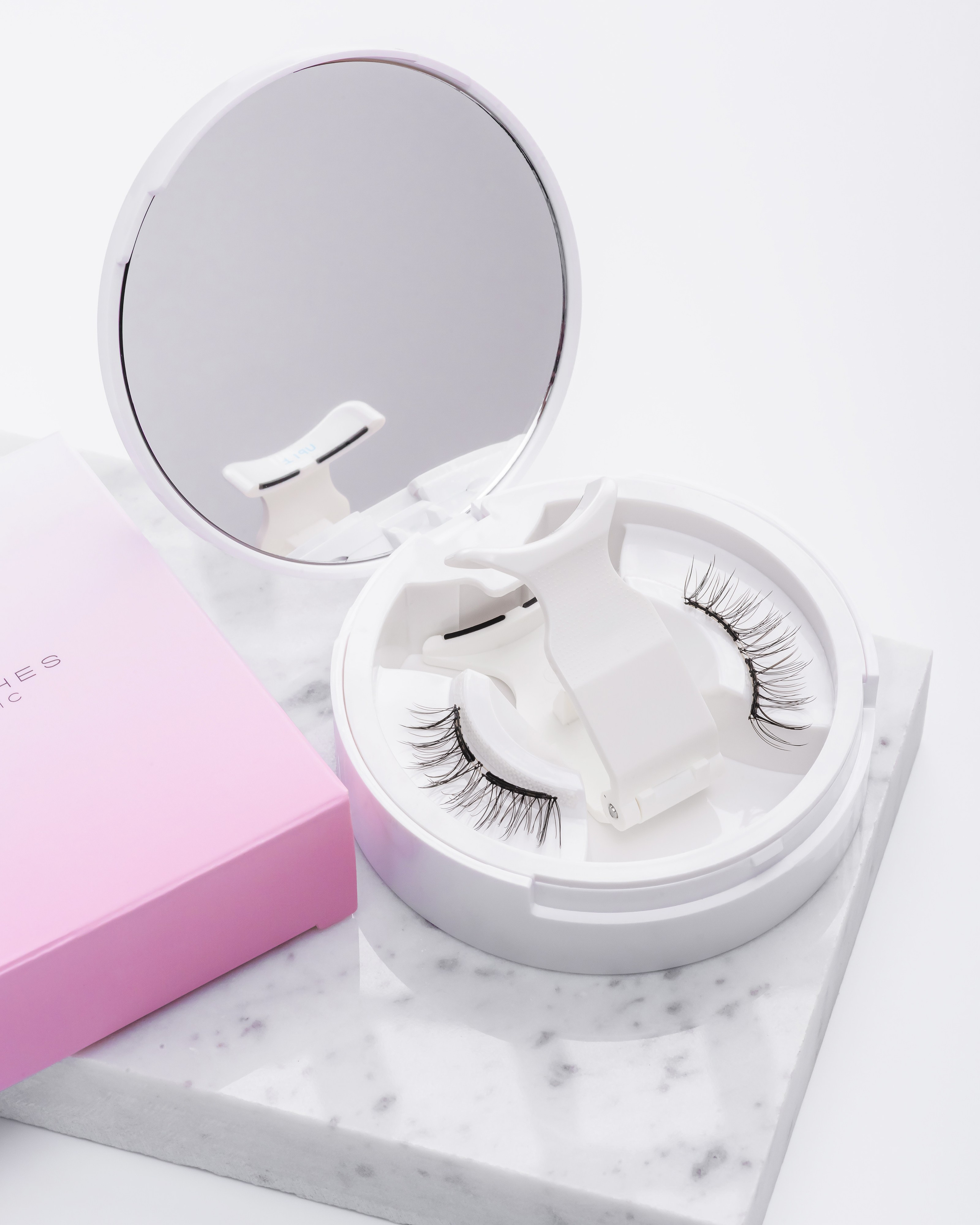 Sky Lashes. Фотограф в Риге. Семейные, индивидуальные и рекламные фотосессии