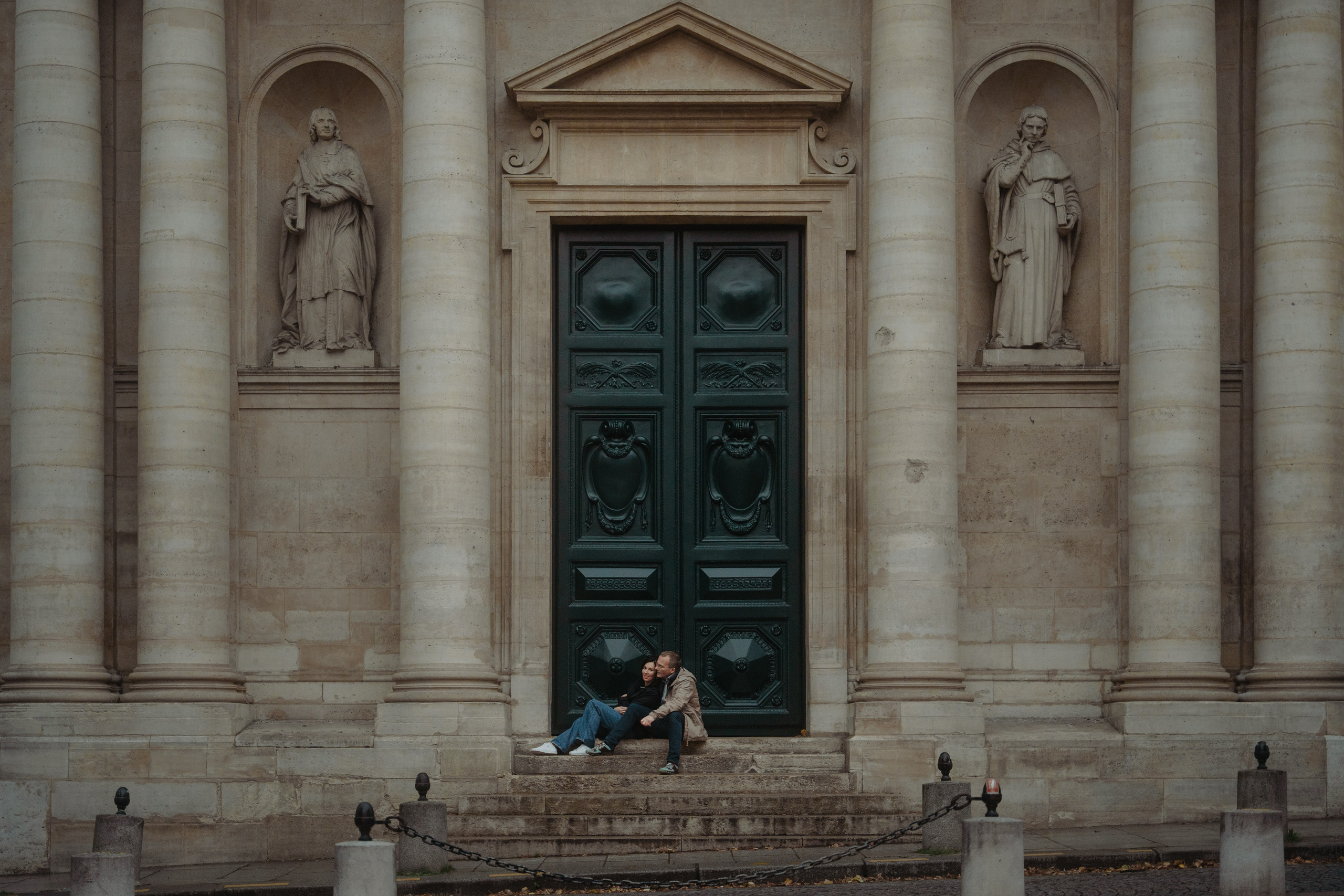 Katerina & Åge in rainy Paris. Фотограф в Париже Полина Осипова