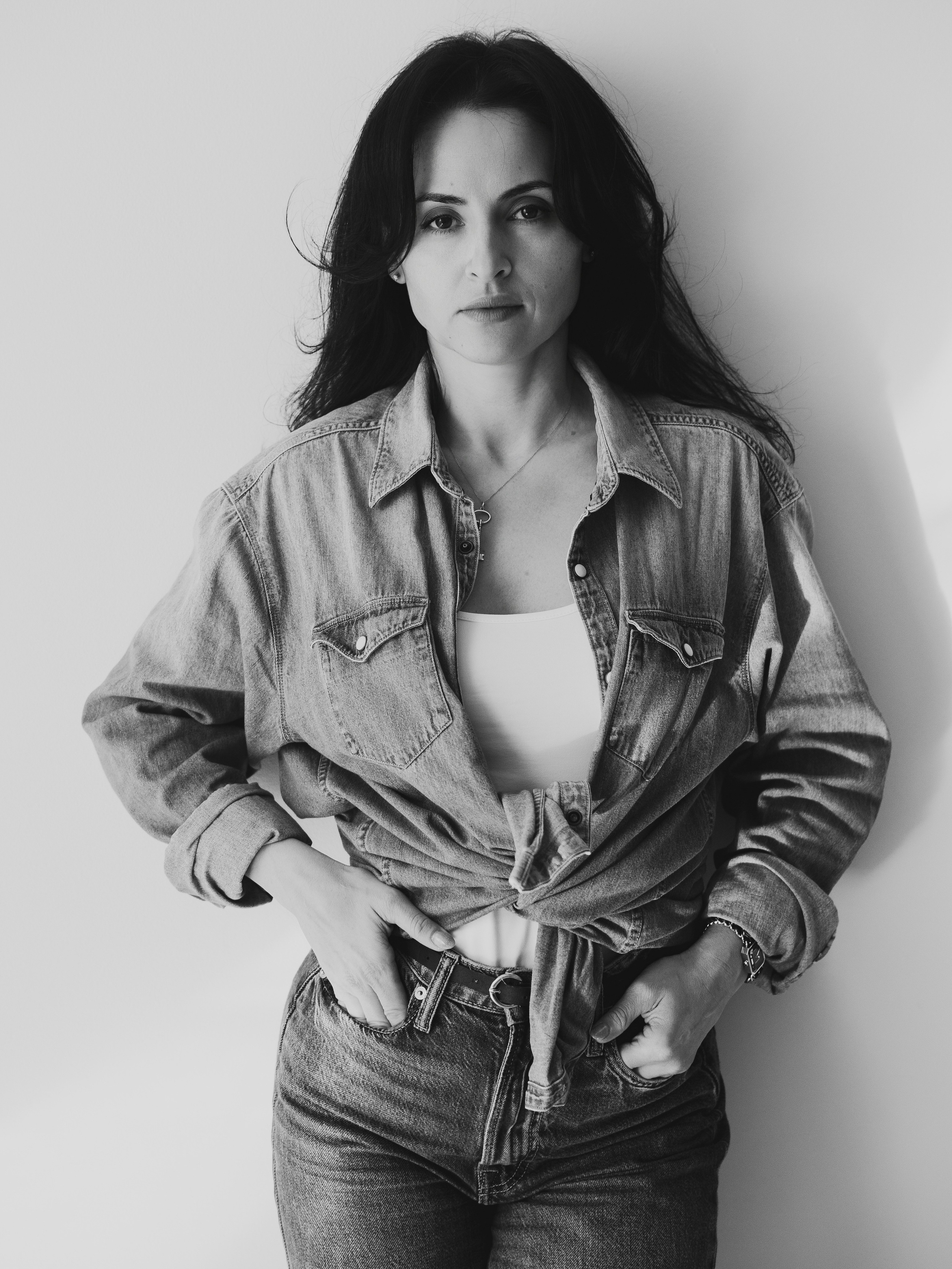 OLGA. Евгения Найденова – брандов и портретен фотограф | България, Европа