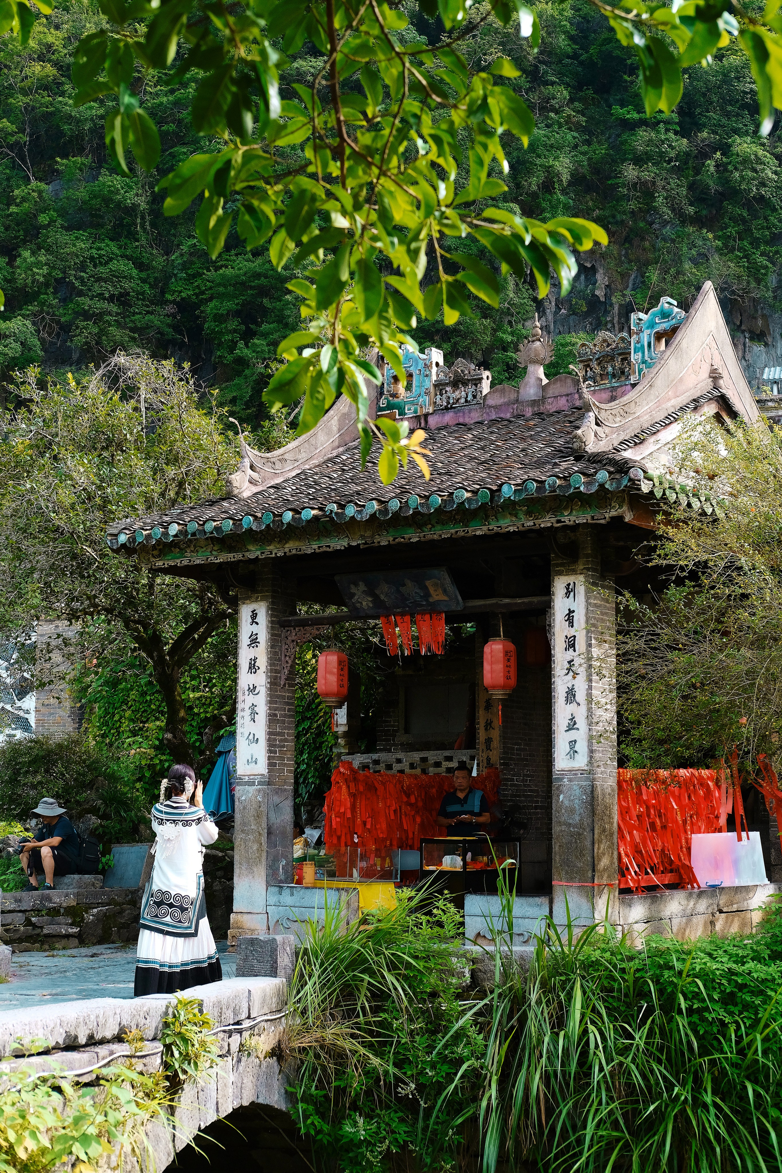 Huangyao 黄姚镇&nbsp;— Huang Yao Ancient Town - Street Photography