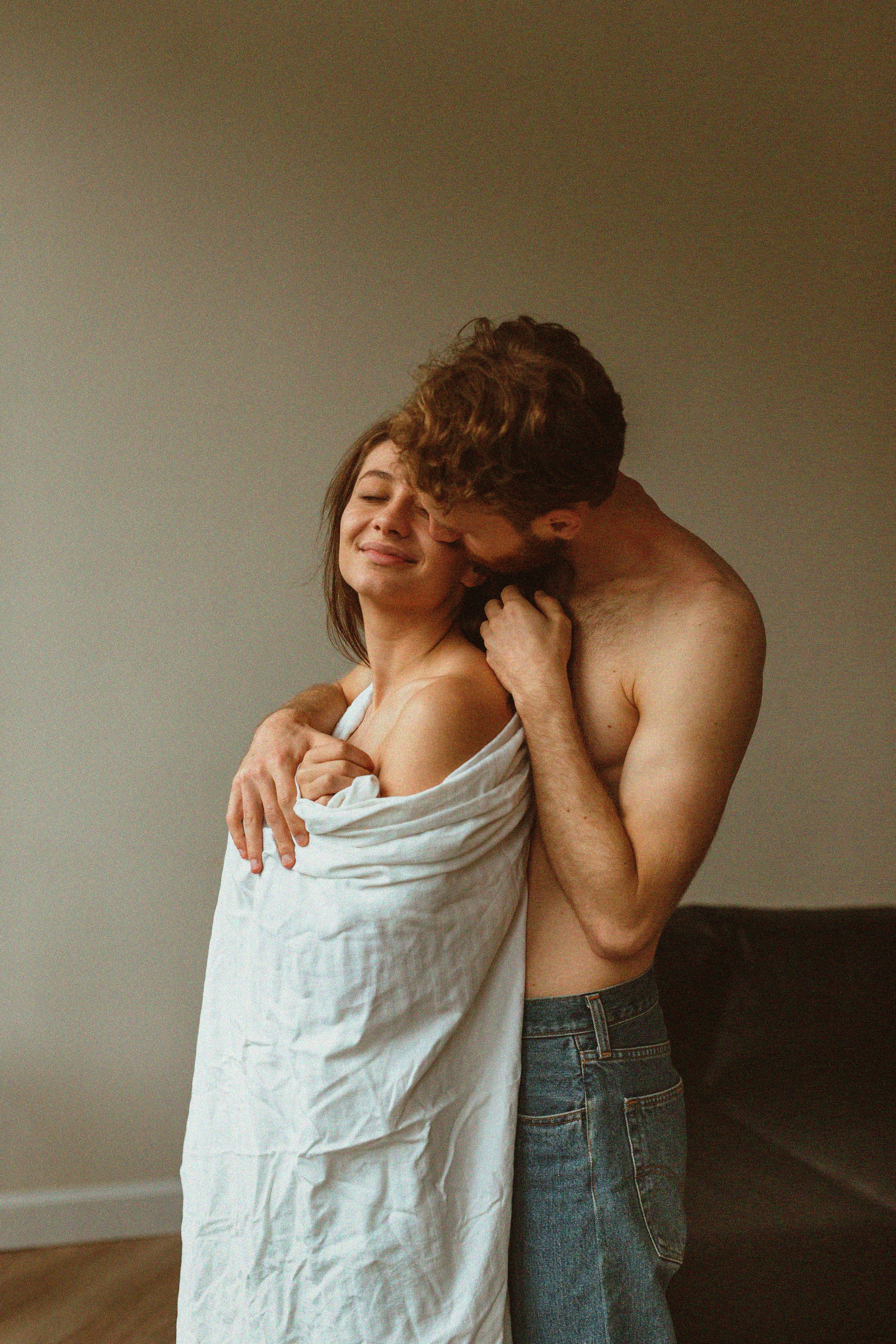 Studio couple portraits — Liam & Emma. Alice Bell — Wedding photographer in New York