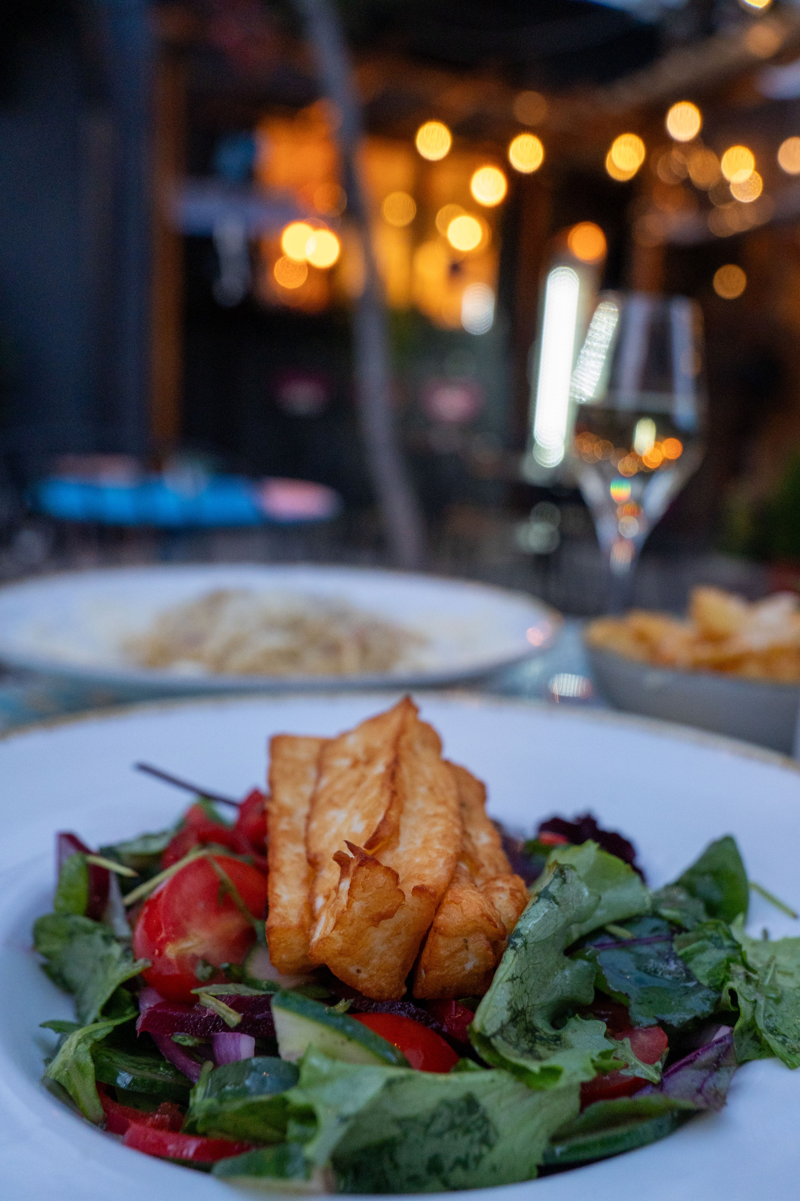 Adam’s. Creste si calatoreste