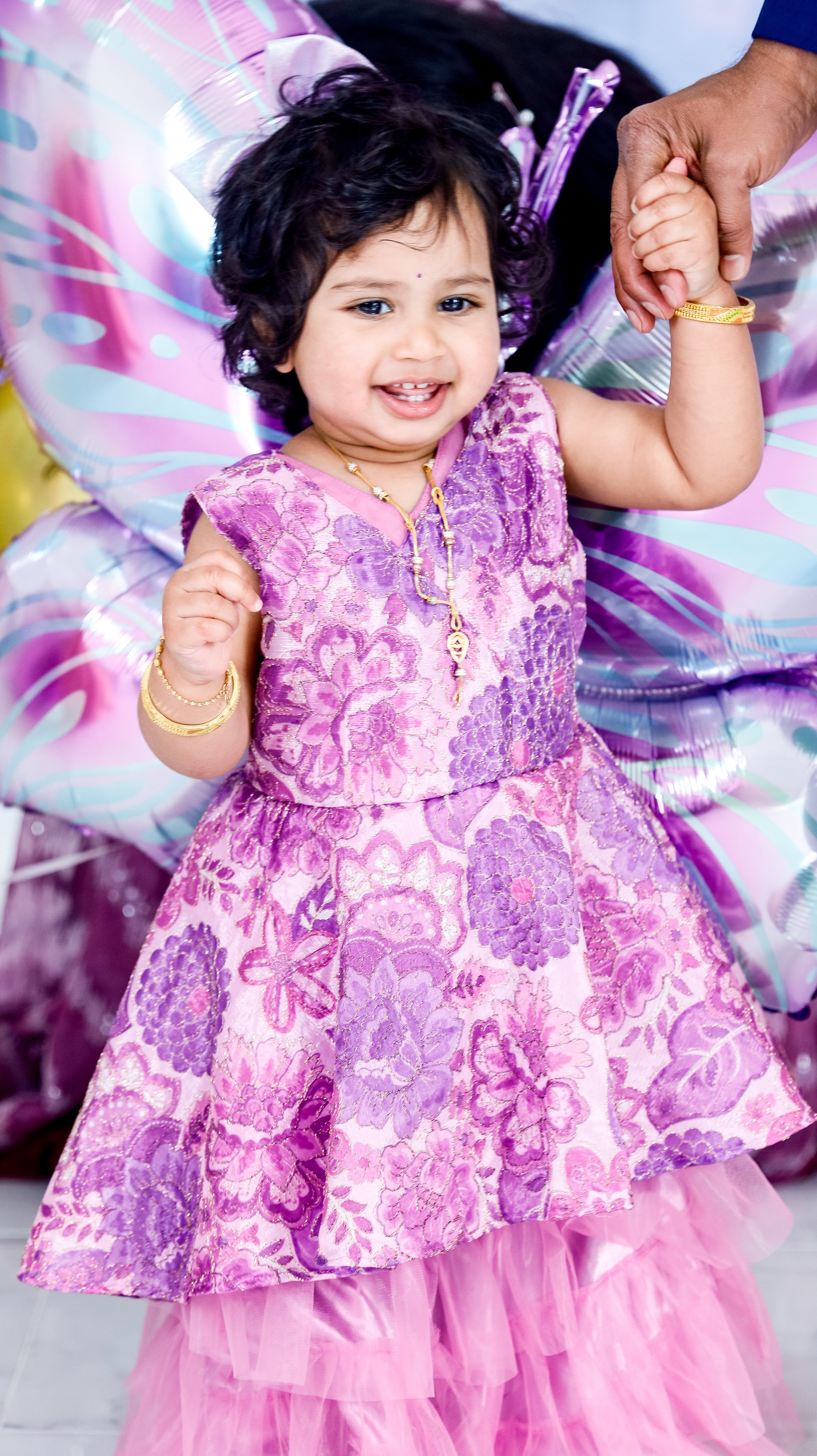 MHCreative is family-oriented photographer based in SYDNEY