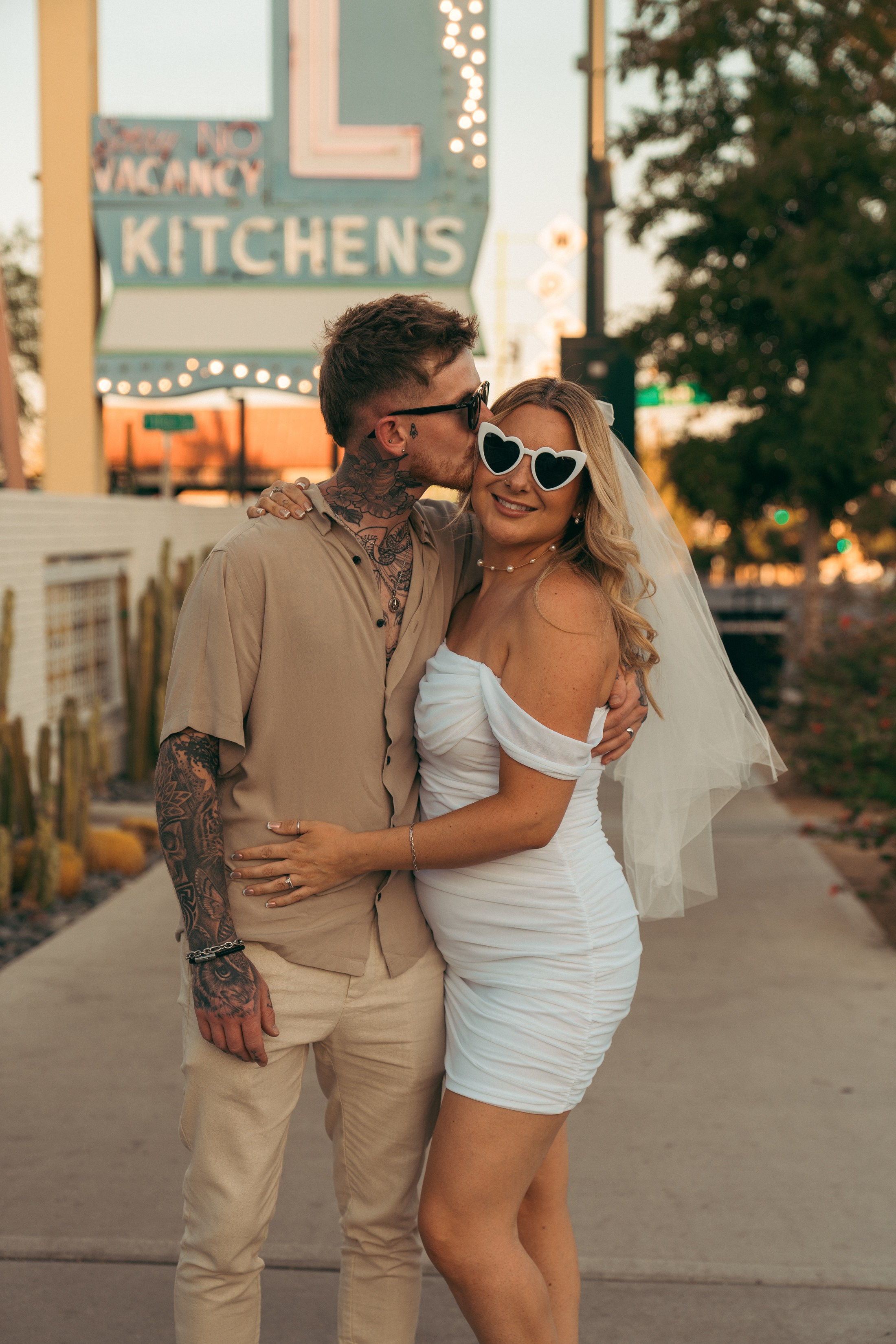 Nia& Joe. Wedding & elopement photographer Viktoriya Kravtsov. Las Vegas