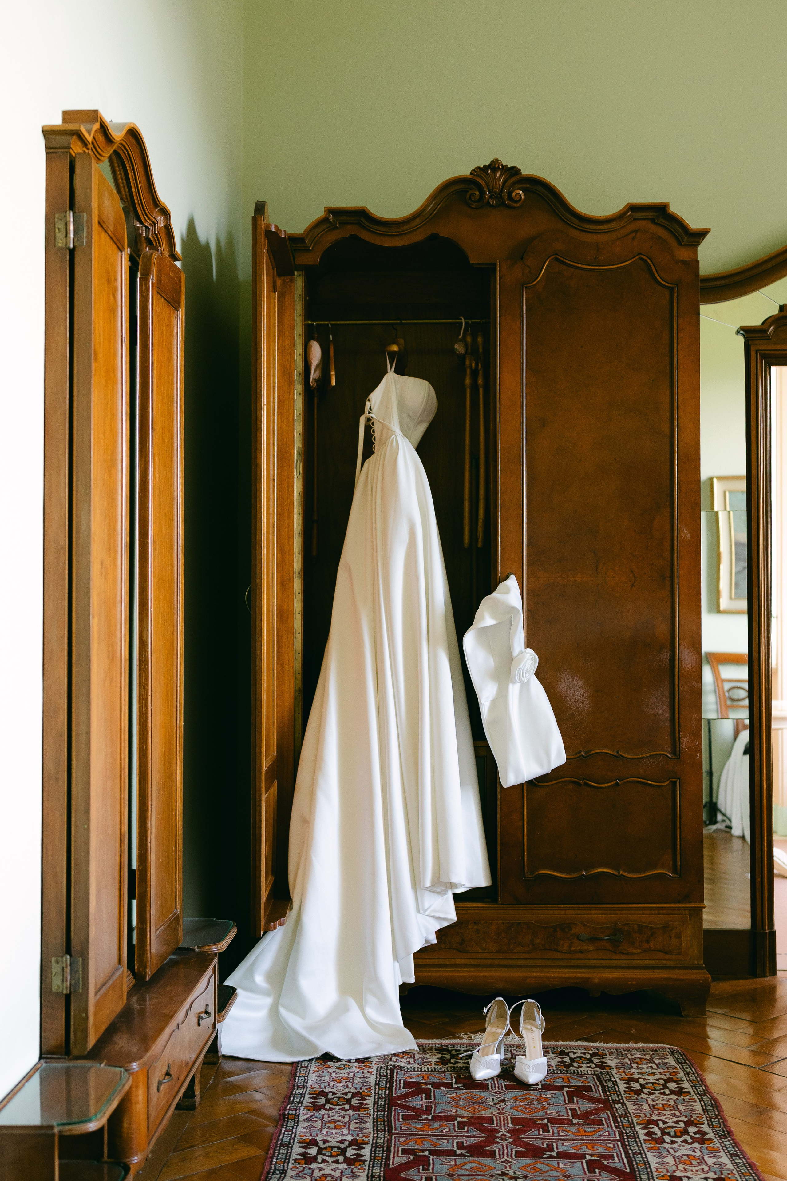 Roberta & Antoine. Sara Luca Wedding Photographer in Italy and Europe