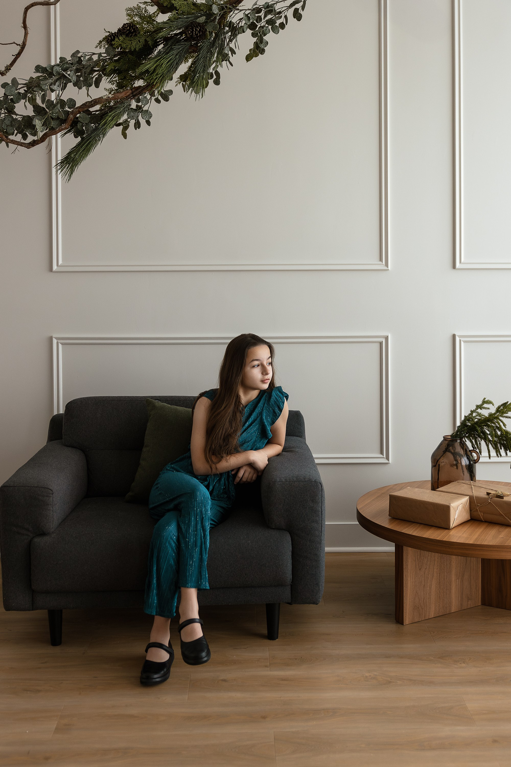 I am a portrait photographer, creating portraits at all stages of your life! Welcome to my studio place in Westmount n Westmount, Quebec