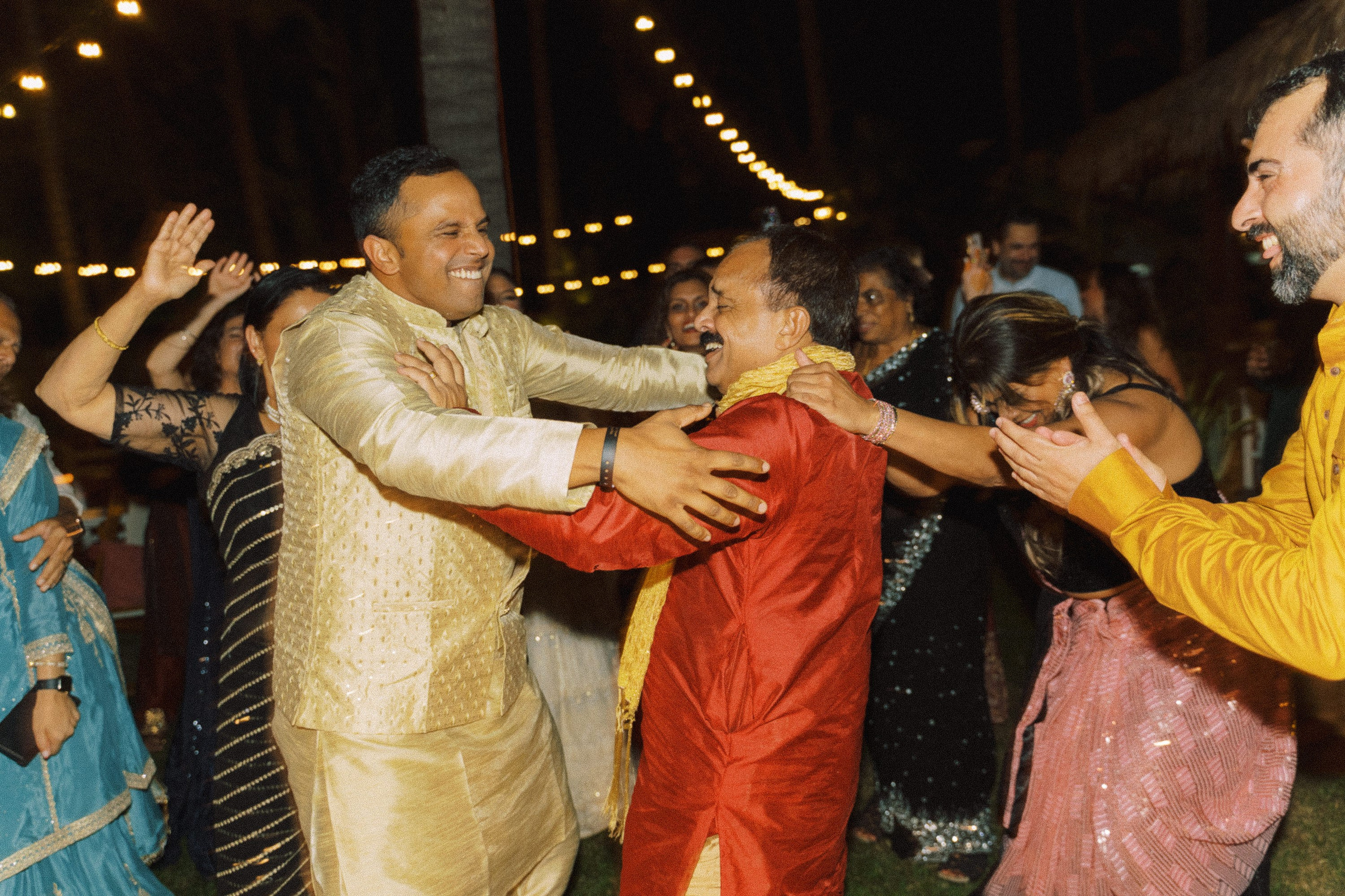 Jannet & Shan wedding in Sayulita church. Sayulita Wedding Photographer, Puerto Vallarta, Cabo