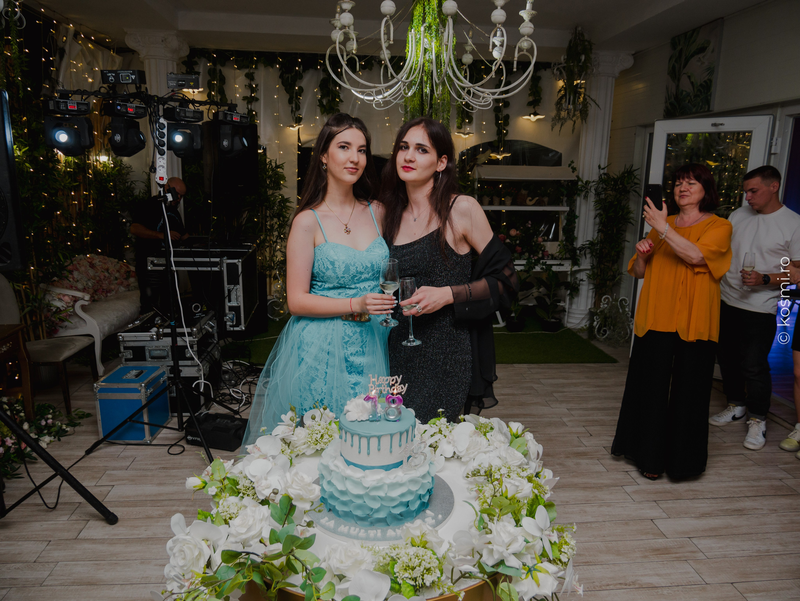 Majorat Alexandra. Kosmi