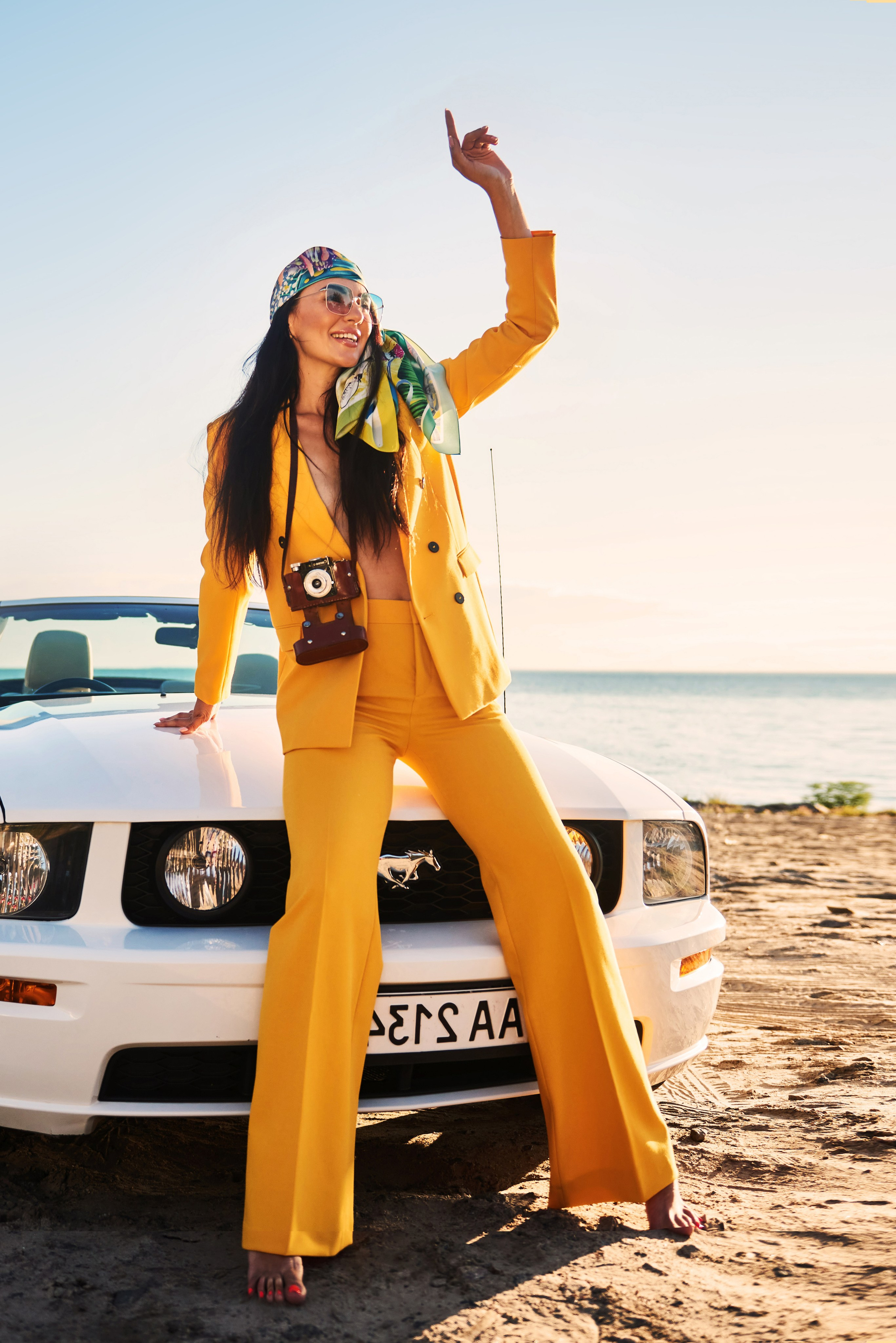 Dolya. Minimalist brand photographer & videographer | Raw sincerity. Pure Form