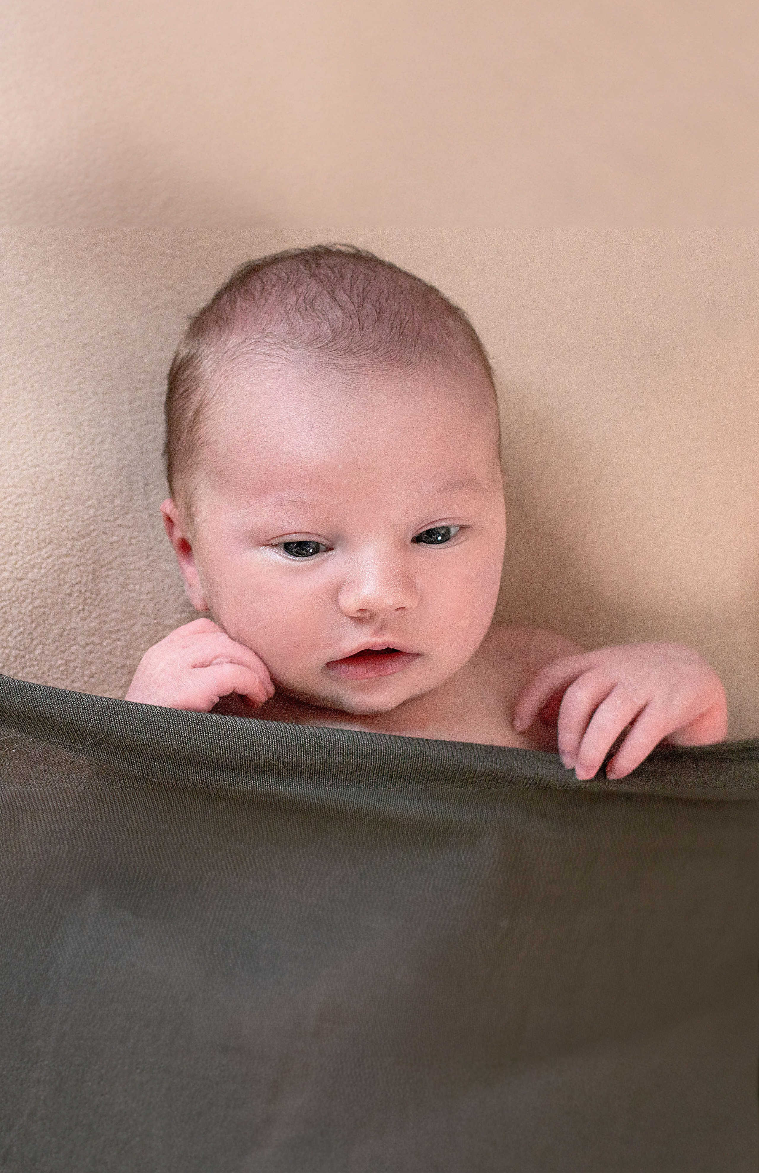 Newborn классическая. Детский и семейный фотограф в г. Бельцы