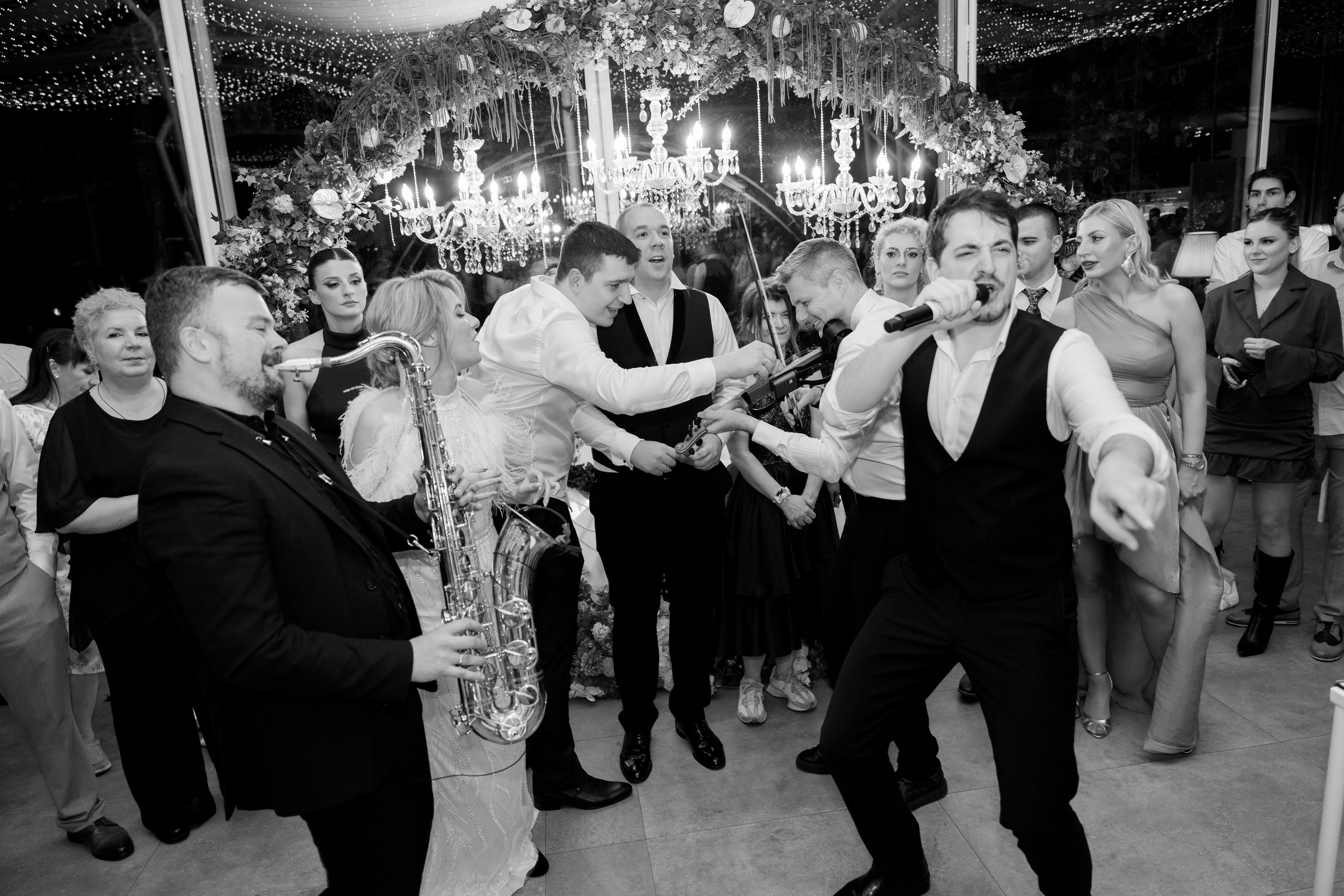 S&J | Timeless Frames at Hotel Moskva. Black Sheep Produkcija| Wedding Photography and Wedding Films, based in Kragujevac, Europe / Fotograf i videograf, Kragujevac, Srbija
