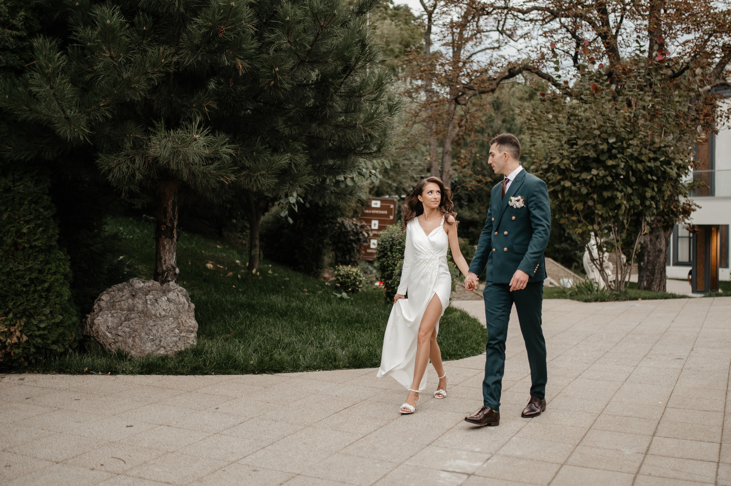 Nunta toamna La Castel. Proud Vision Weddings | Wedding Photography & Film — Servicii profesionale Foto Video Nunta Iasi