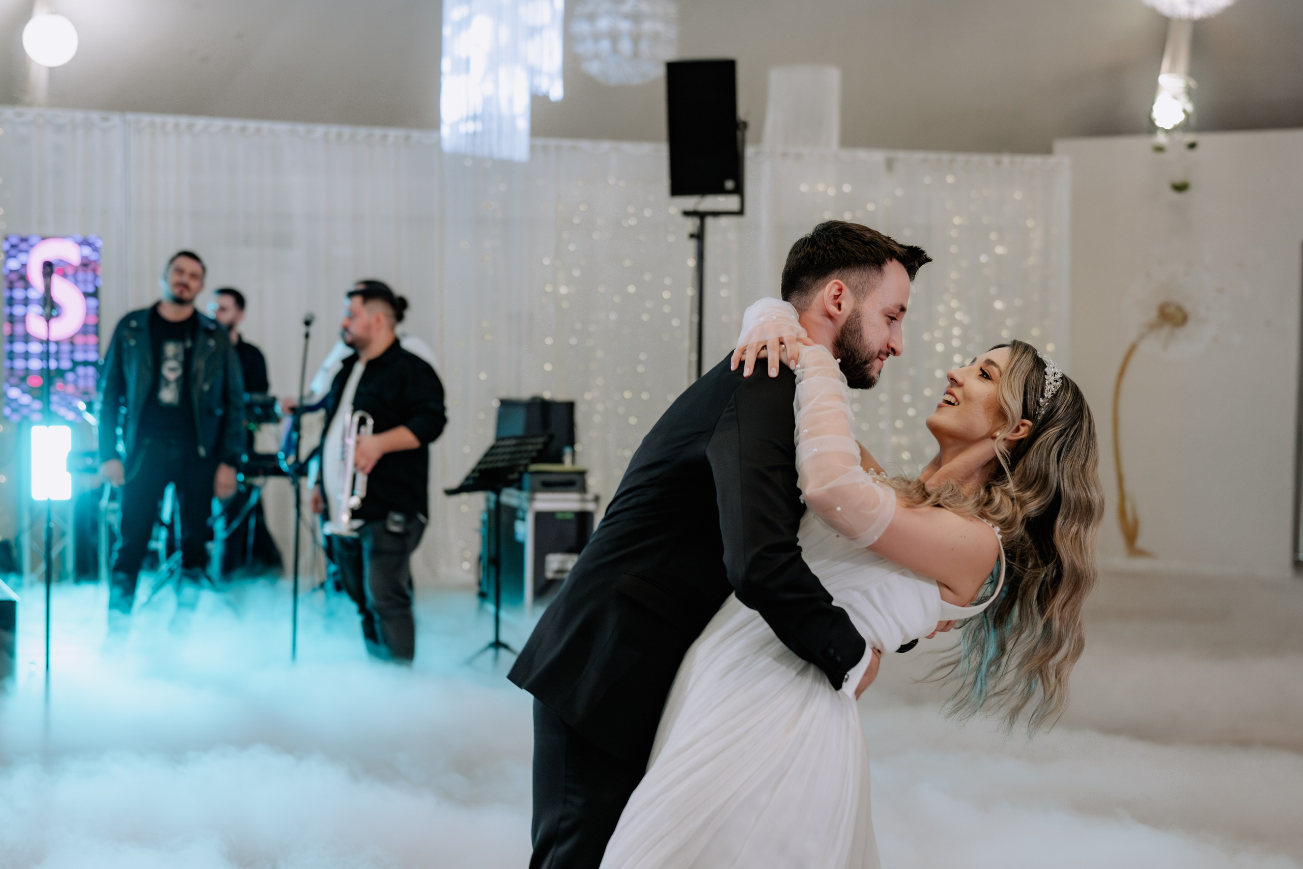 Madalina + Cosmin | Wedding day. Proud Vision Weddings | Wedding Photography & Film — Servicii profesionale Foto Video Nunta Iasi