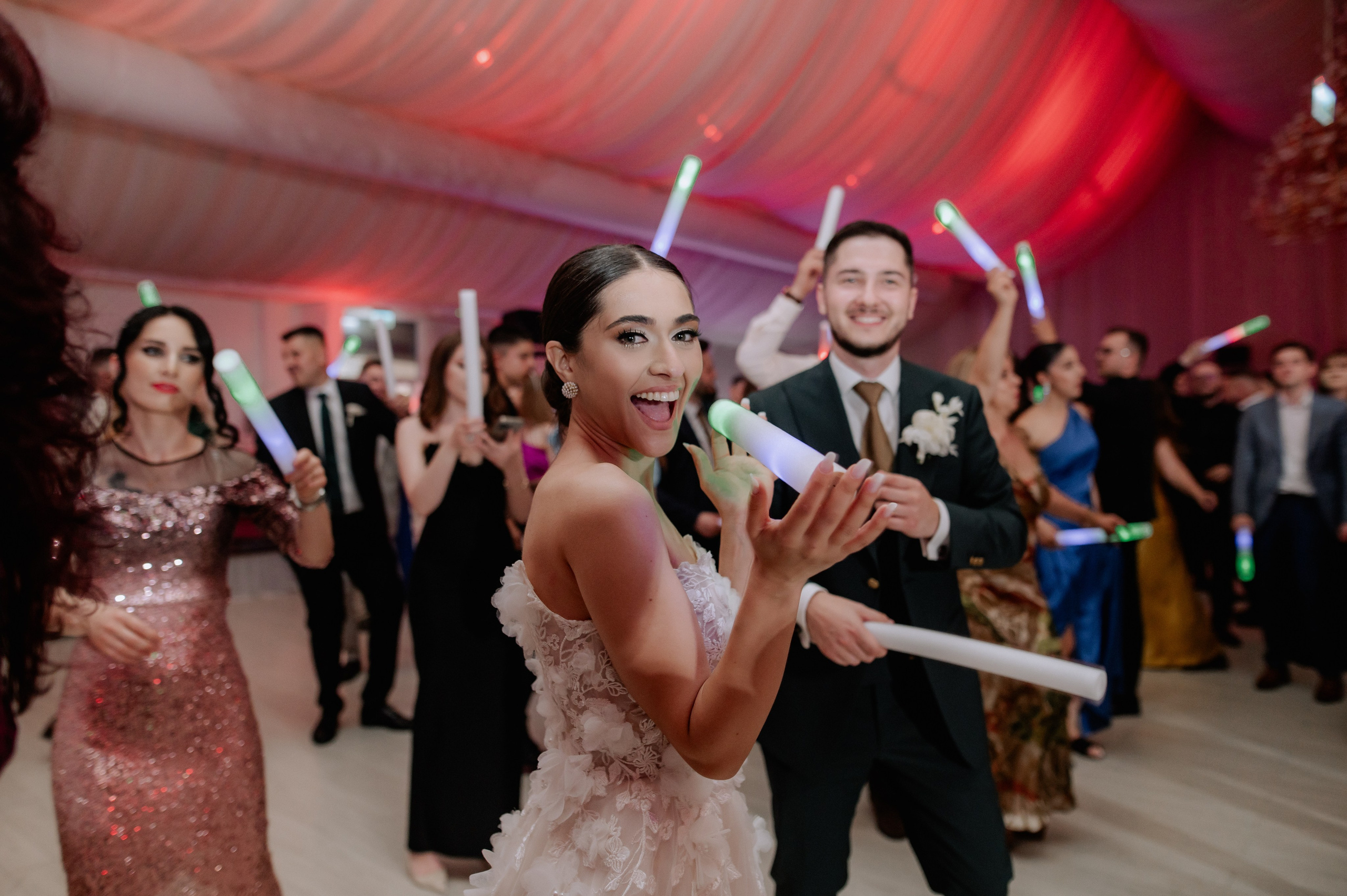 Nunta la Hotel Capitol Iasi. Proud Vision Weddings | Wedding Photography & Film — Servicii profesionale Foto Video Nunta Iasi