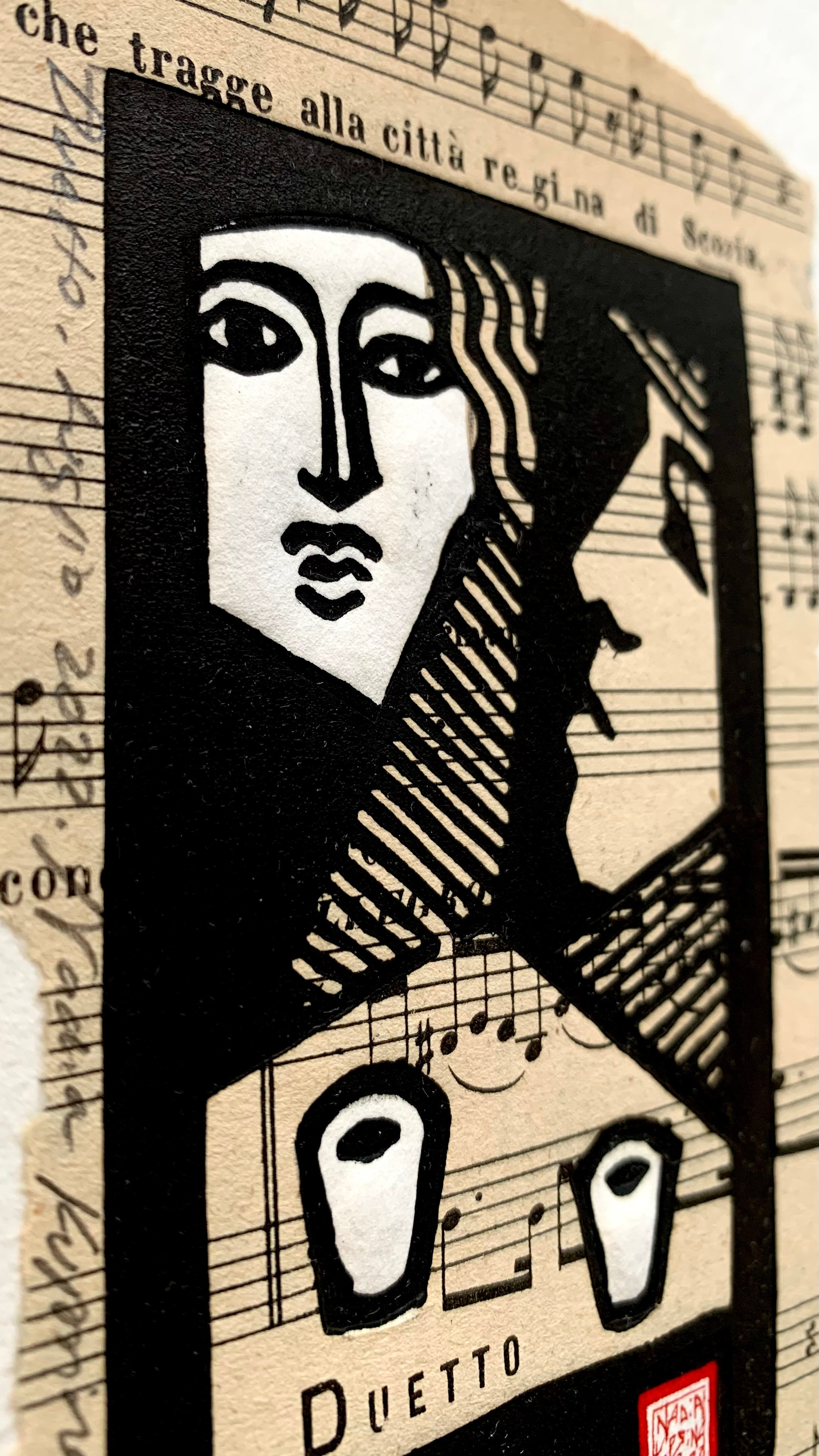 Small print, linocut, linogravire, linograbado, hand print, lovestory, family story, collage, collage art, collage print, duetto, duet, couple, he and she, table, two cups, caffè, love story, dialogue, man and woman, desire, attraction, destiny 