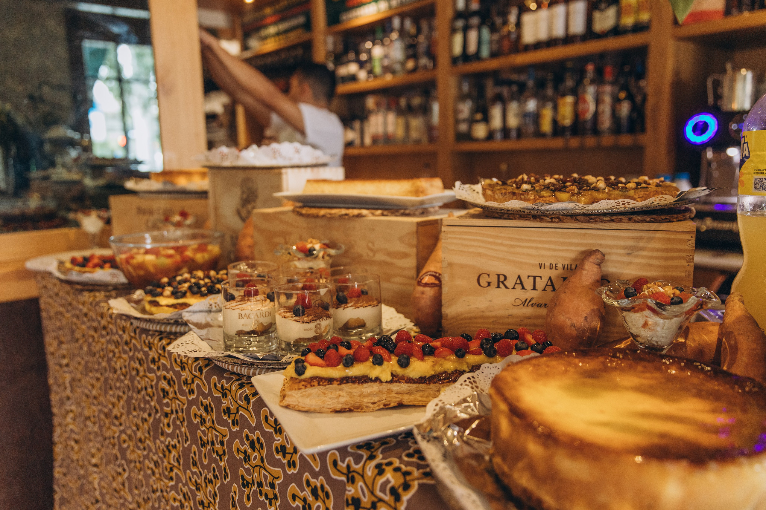 Wedding in Barcelona | Elegant Destination Wedding Photography & Videography. Wedding Stories — Professional Wedding Photography & Videography in Germany, Italy, Spain & all across Europe