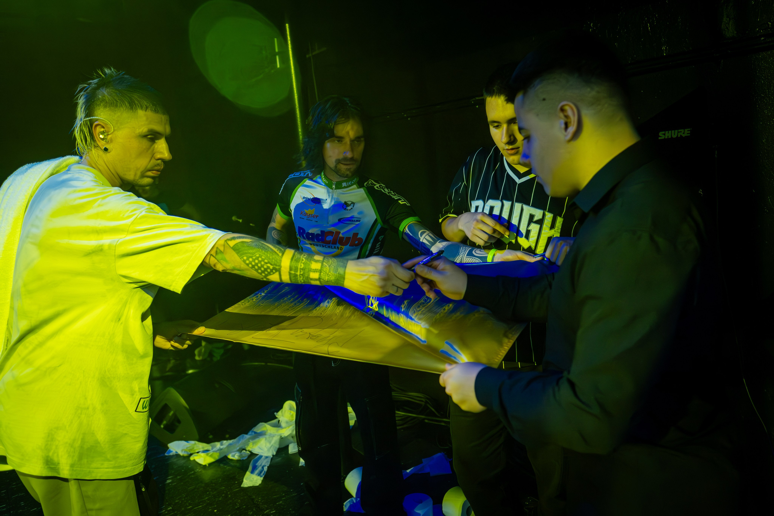 SHUMEI_YAKTAK_QUESTPISTOLS / 2023. Reportage concert portrait photography in the San Francisco Bay Area