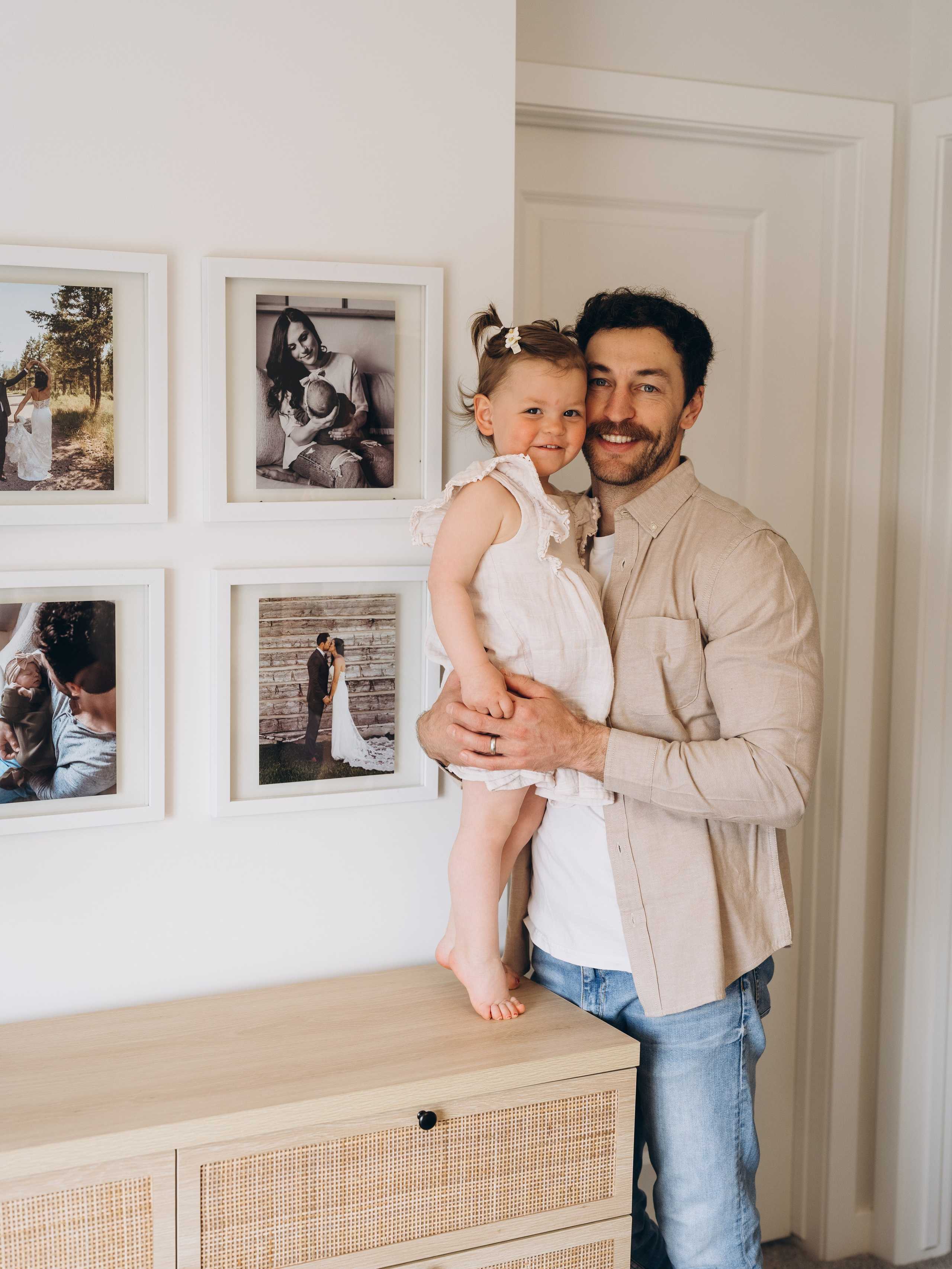 Jess & Fam #2. Calgary Wedding & Lifestyle Photographer — Yevhen Polishchuk