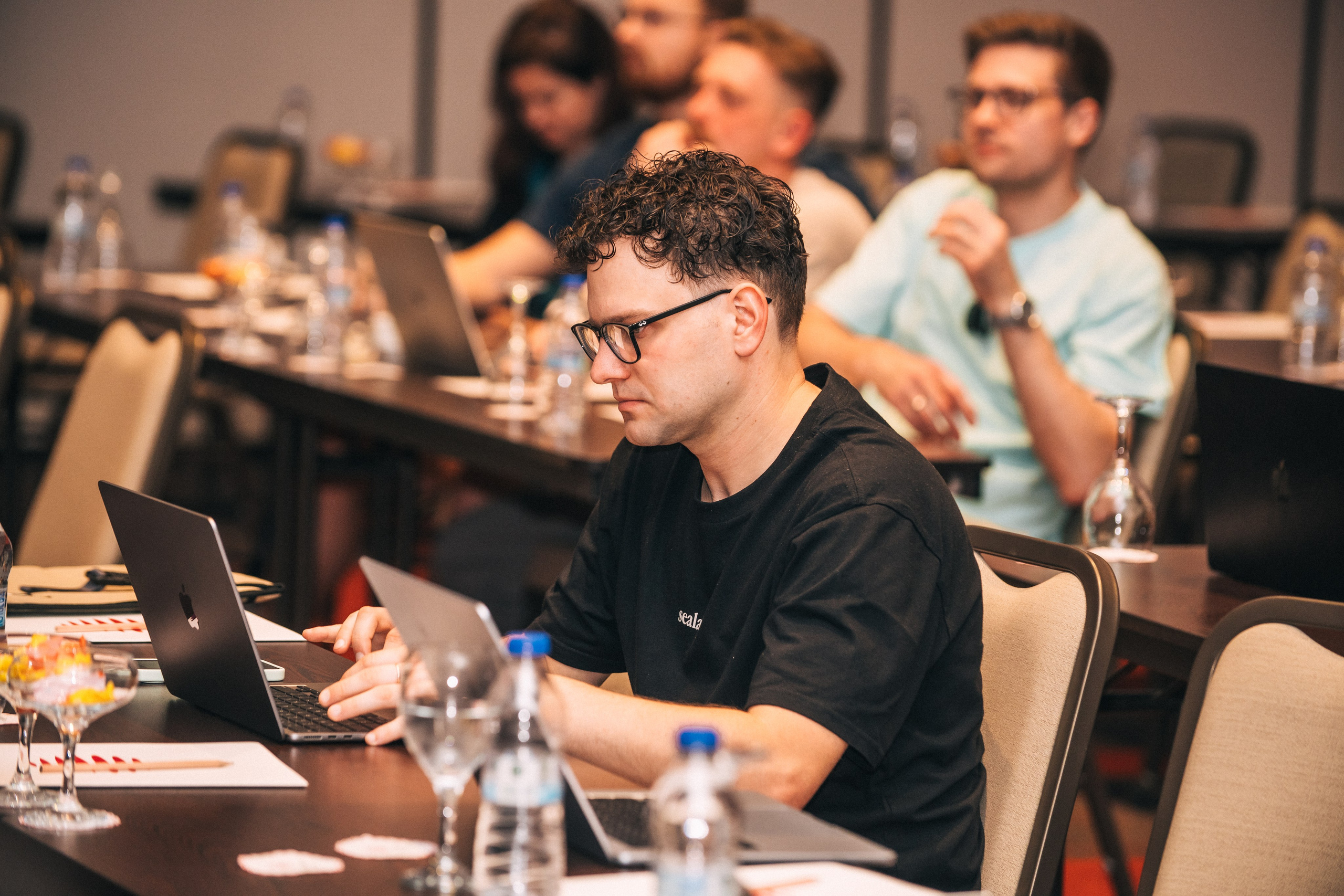 Семинар " Adapty». Турция. 2025. Фотограф в Анталии (Турция) Ева Сэрт