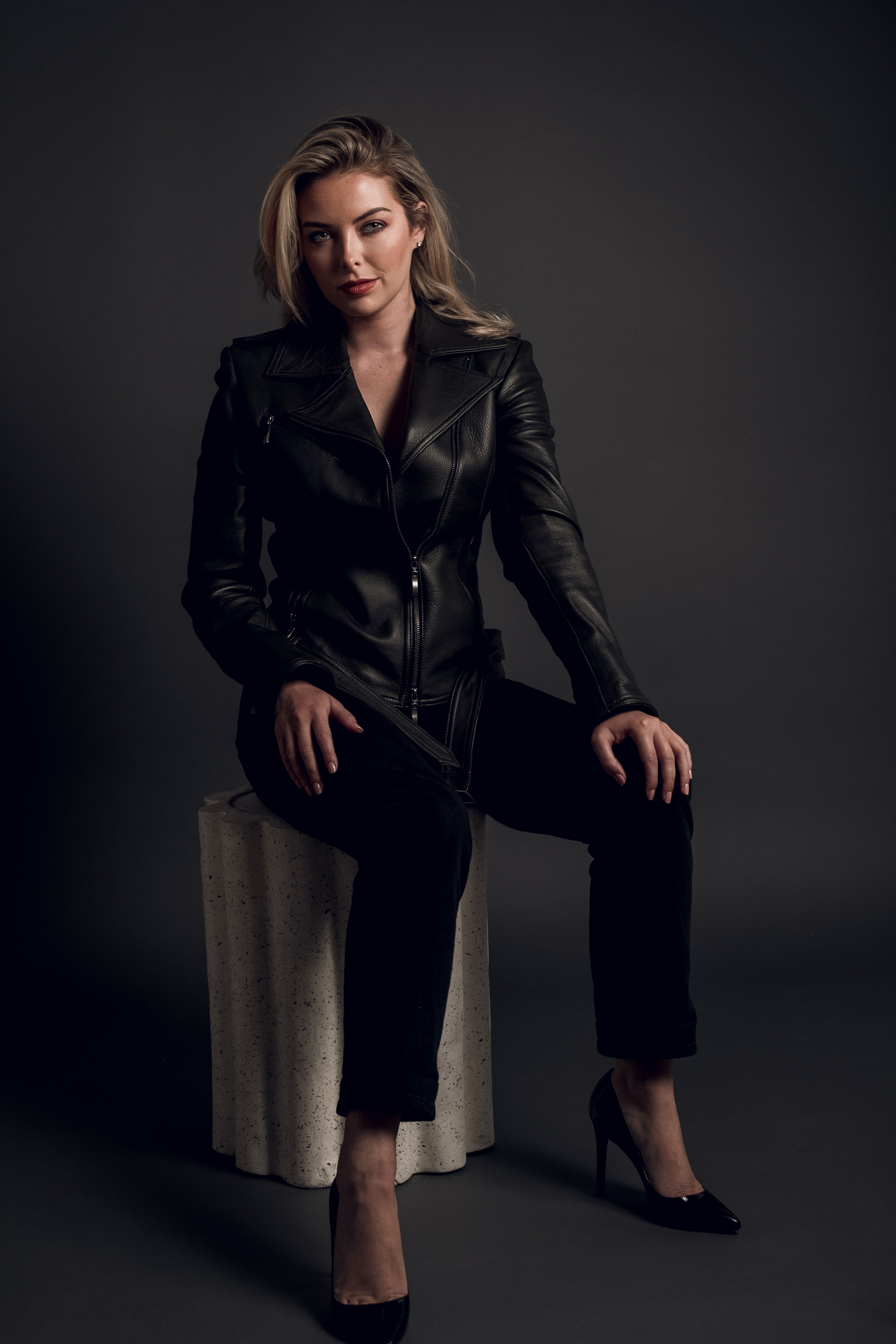 Anna. LAURA ASAN PHOTOGRAPHY