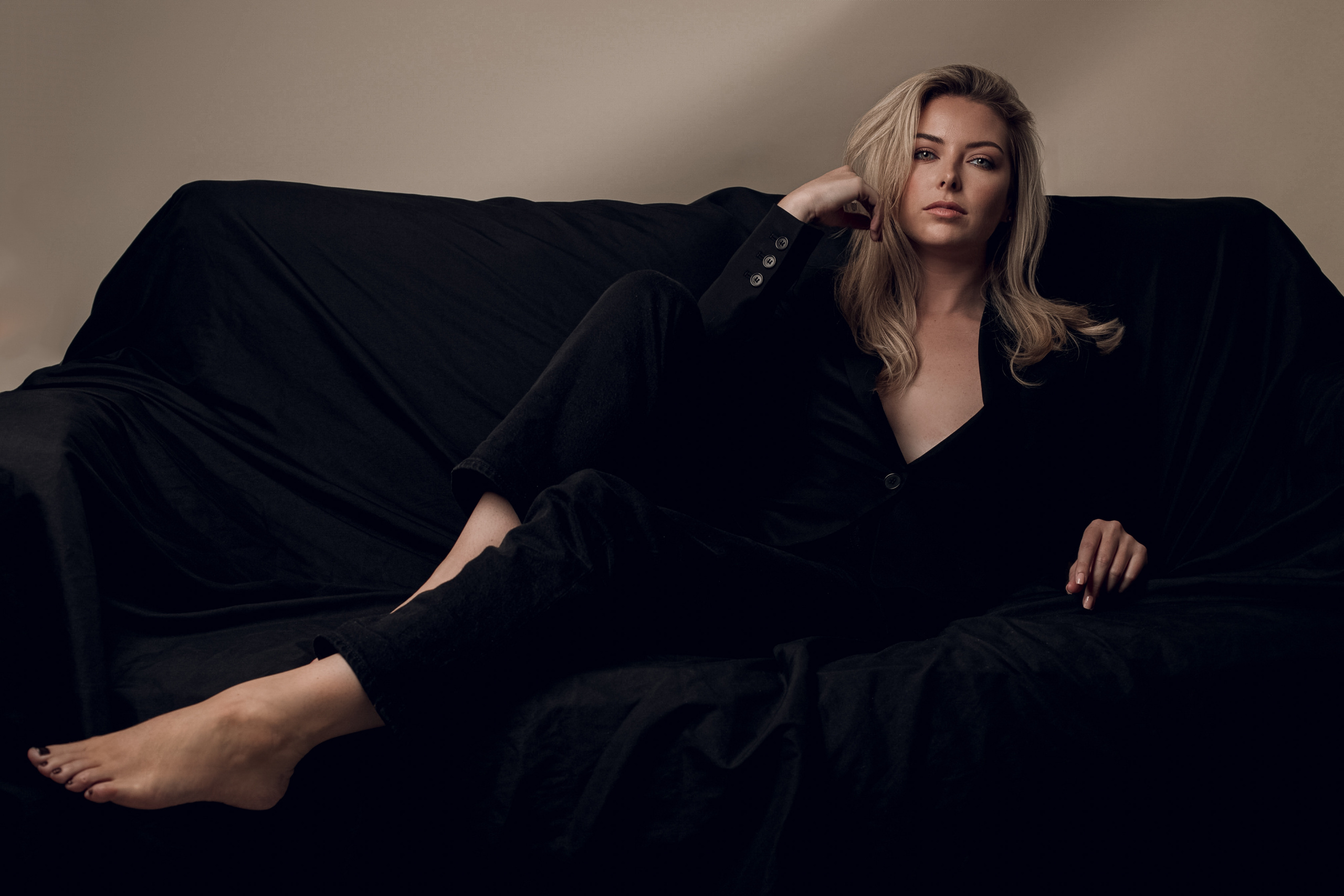 Anna. LAURA ASAN PHOTOGRAPHY