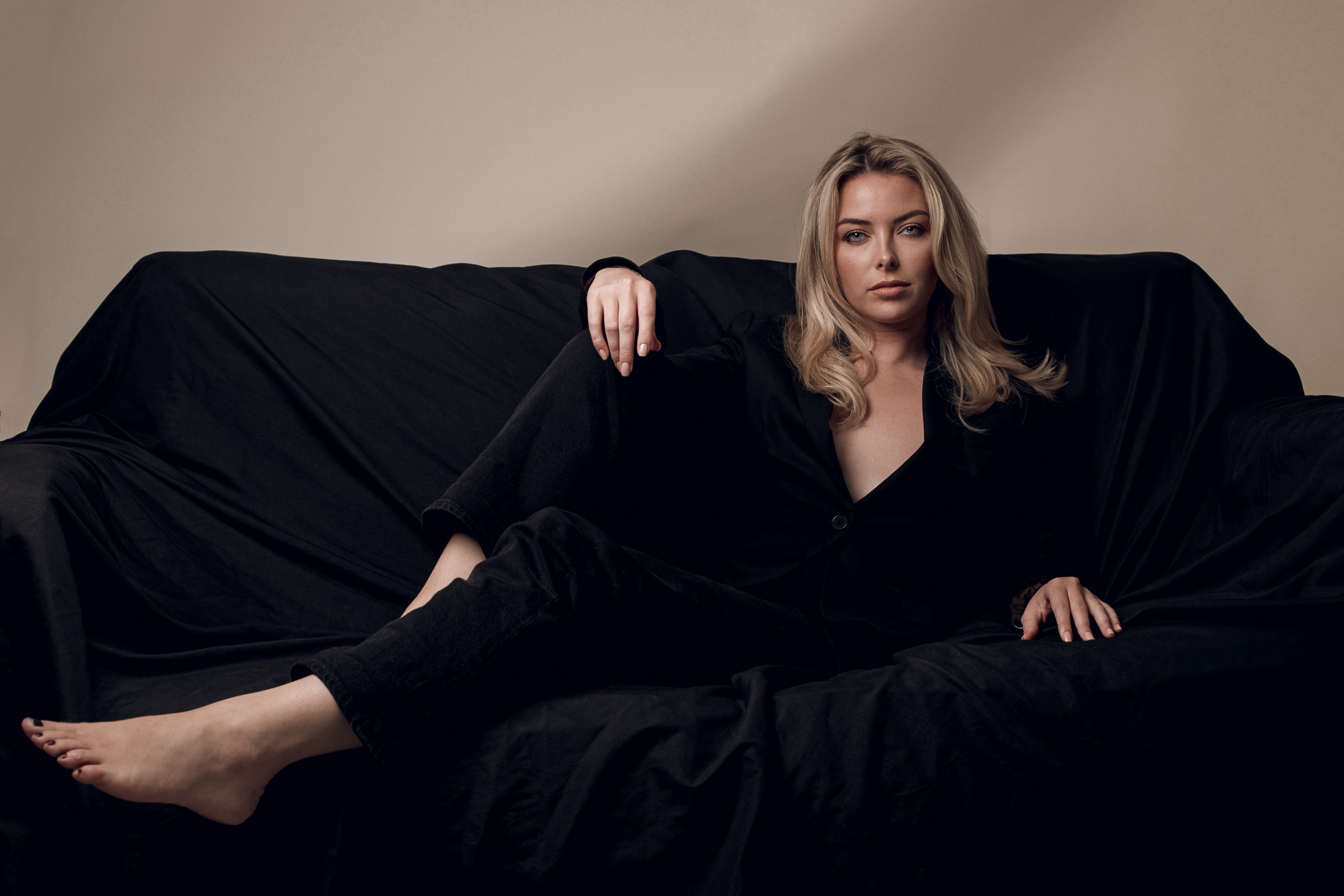 Anna. LAURA ASAN PHOTOGRAPHY