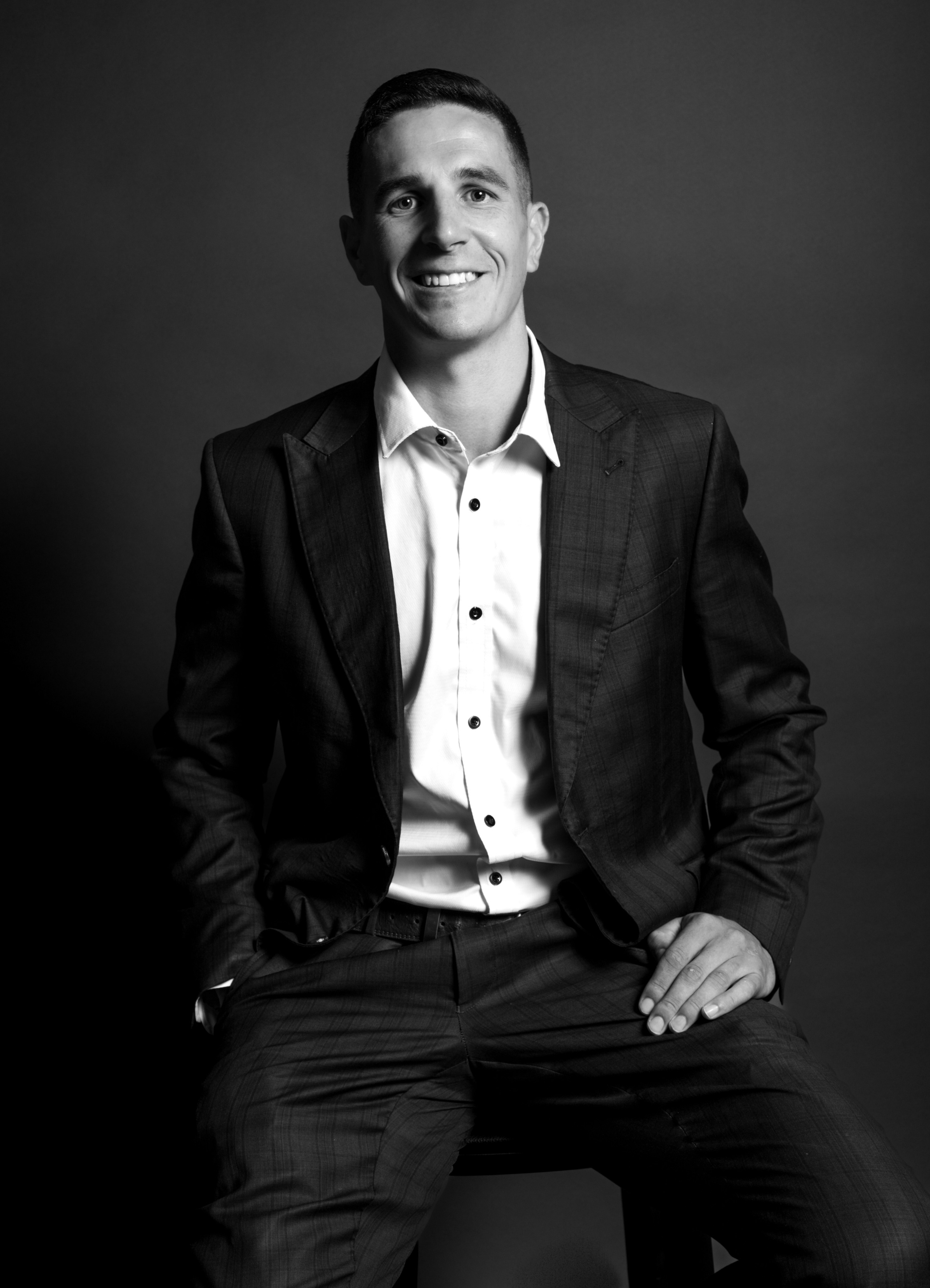 Corporate headshots. LAURA ASAN PHOTOGRAPHY