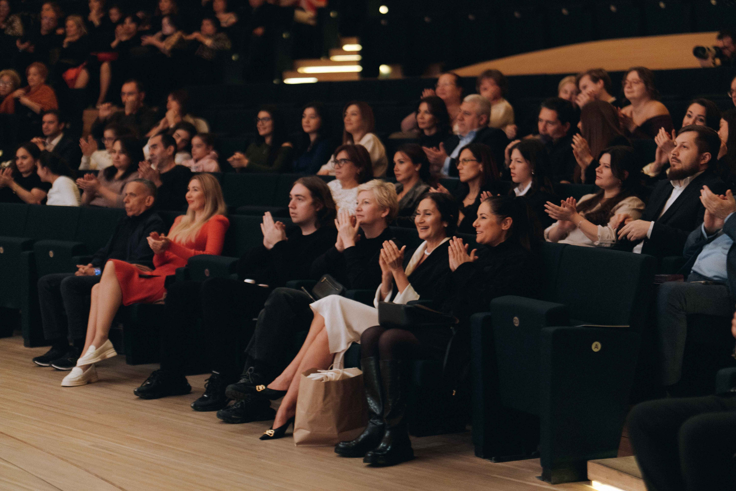 The Tchaikovsky Academic Grand Symphony Orchestra in Baku. Wedding&Event photographer Ismail Rzayev in Baku