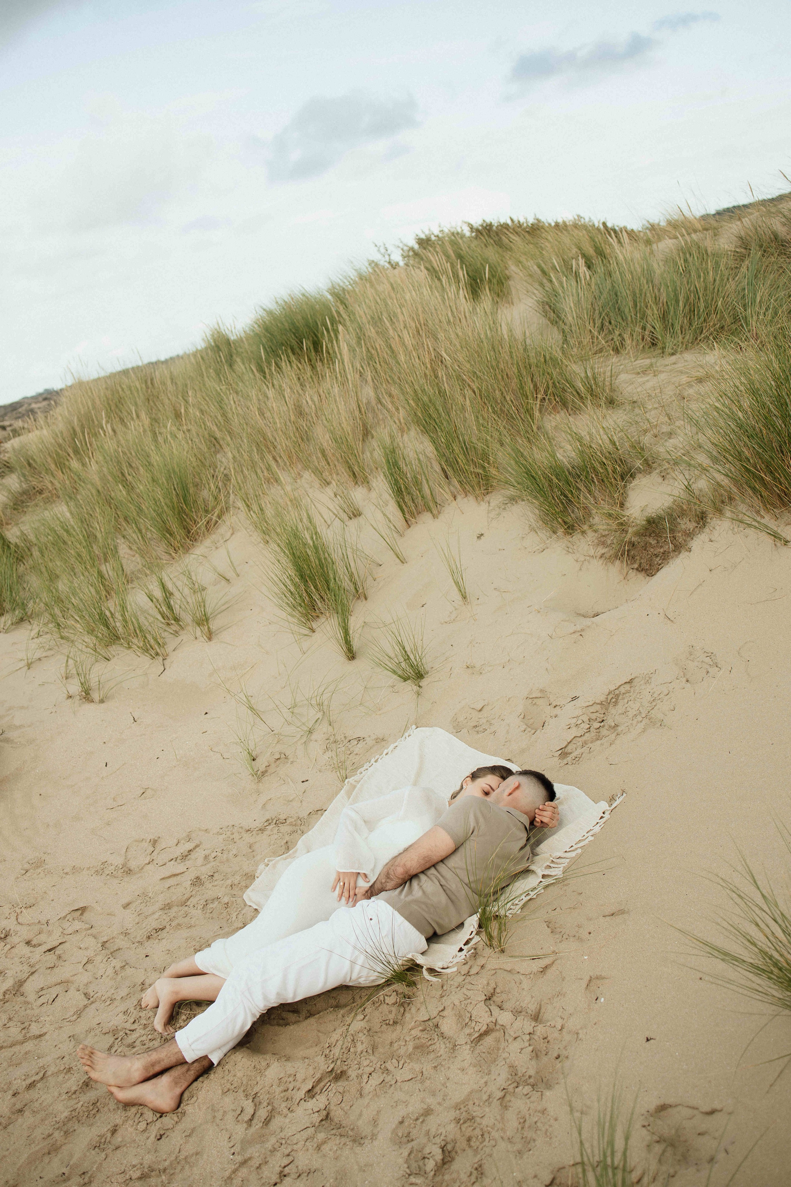 By the ocean. Newborn, Maternity & Family Photographer in Charlotte, North Carolina | Arhipova Julia