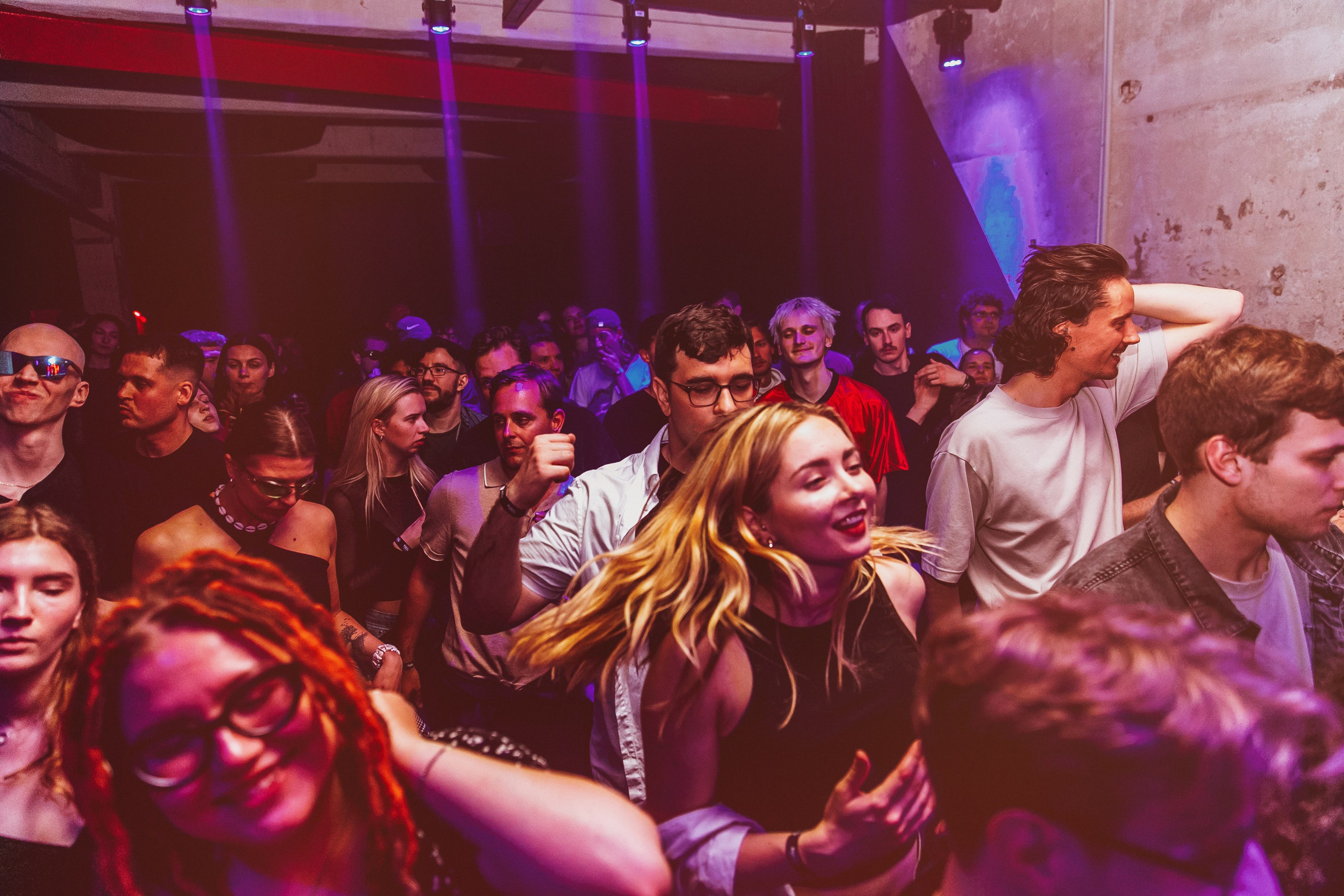 DJ Pablo Tozzi Laska bar, 2024. Sandra Garanca Portrait and event photographer