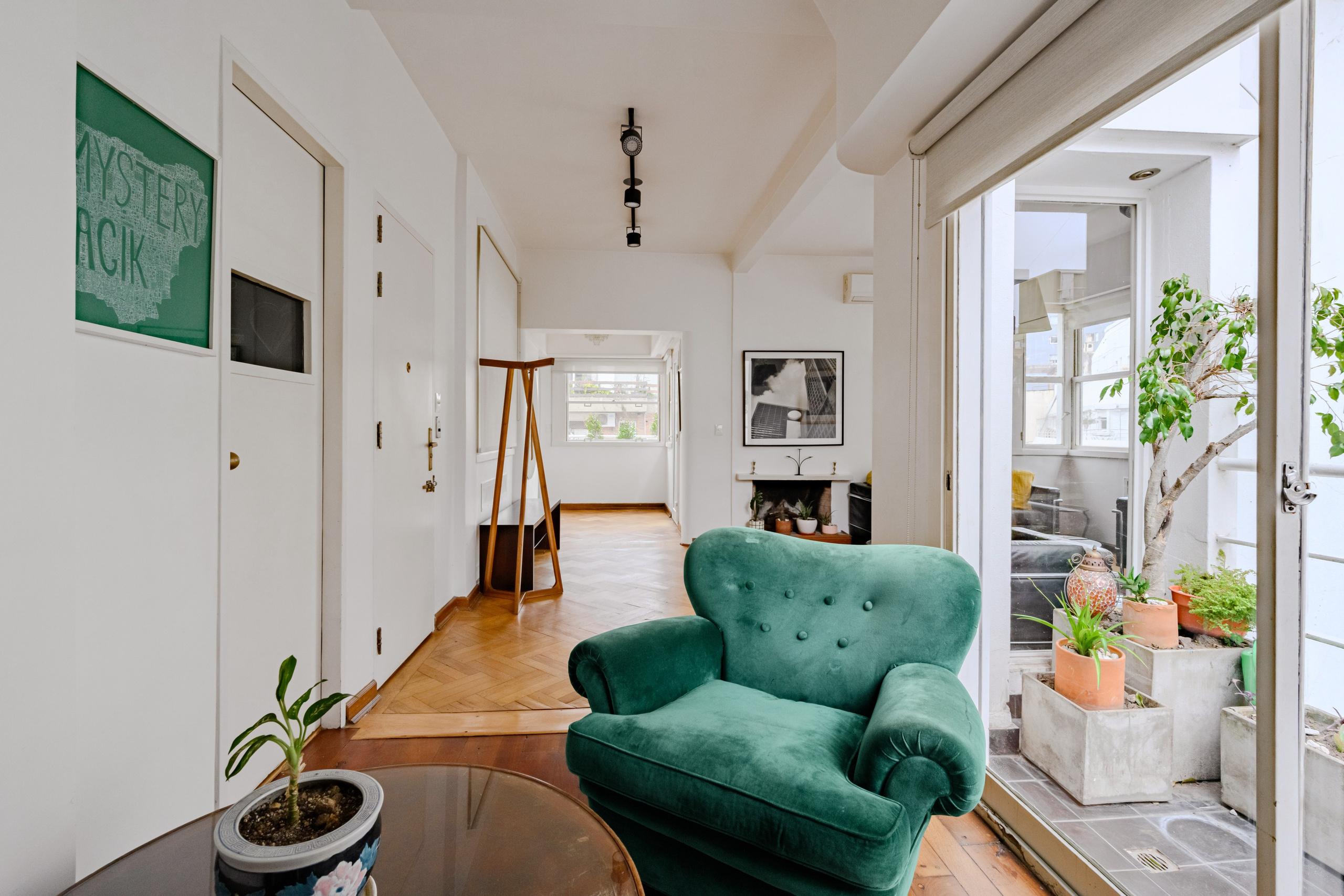 24 07 31. Fashion, portrait, interior photography. Valencia, Spain. Dmitry Ivanov. Retrato, fotos de interiores