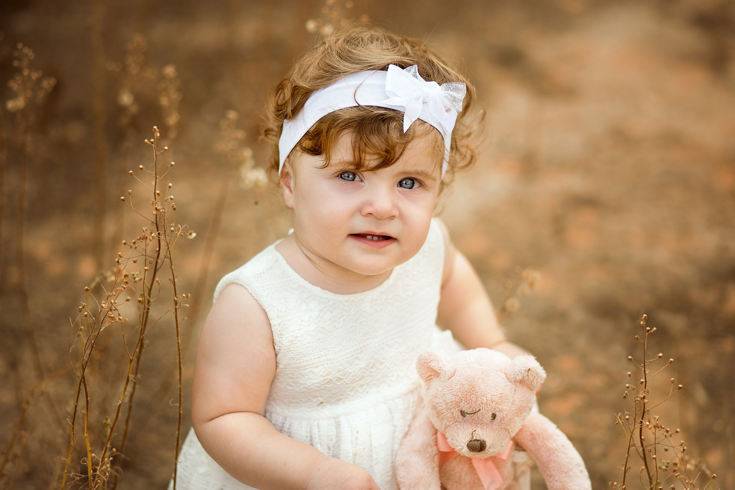 צילומי גיל שנה. צלמת ילדים, הריון ומשפחה בישראל