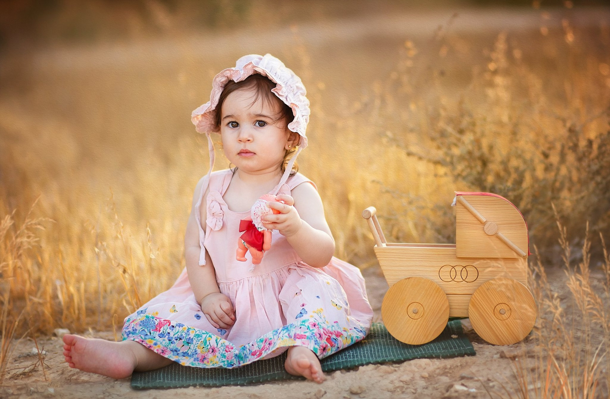 צילומי גיל שנה. צלמת ילדים, הריון ומשפחה בישראל