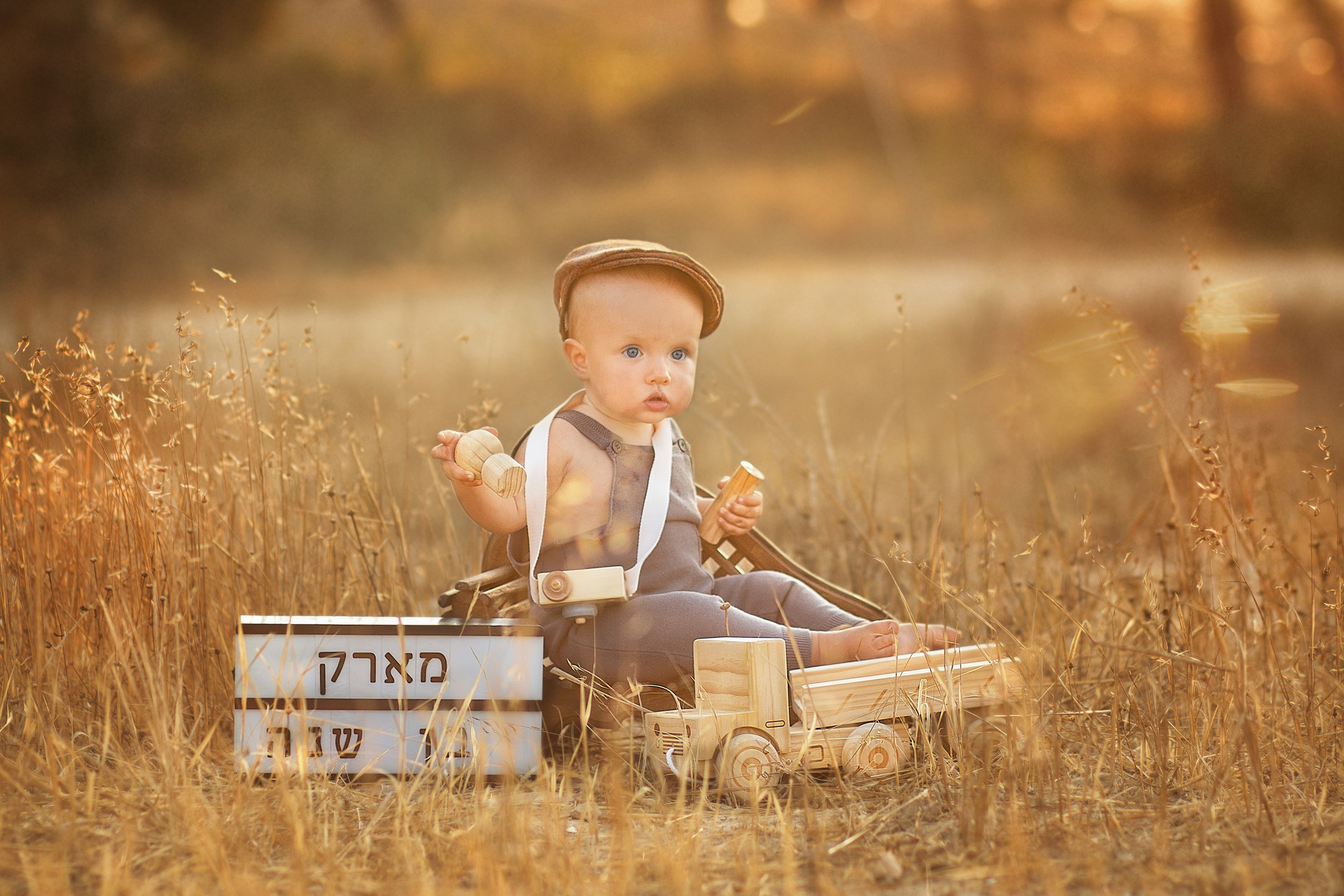 צילומי גיל שנה. צלמת ילדים, הריון ומשפחה בישראל