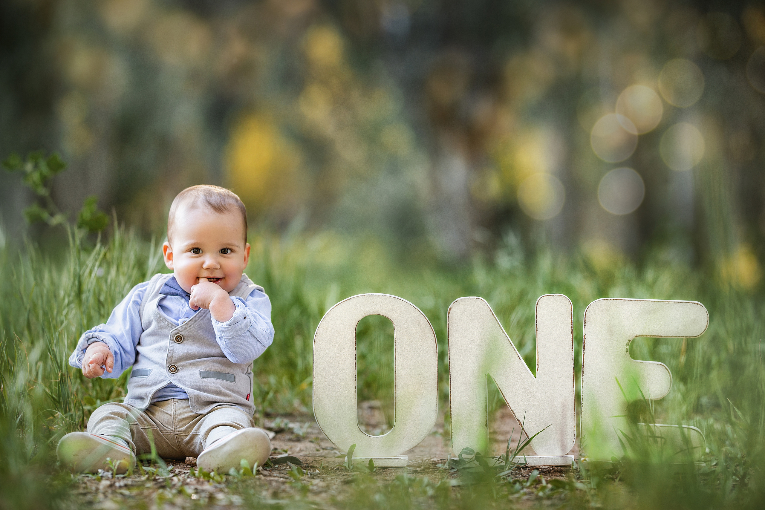 צילומי גיל שנה. צלמת ילדים, הריון ומשפחה בישראל