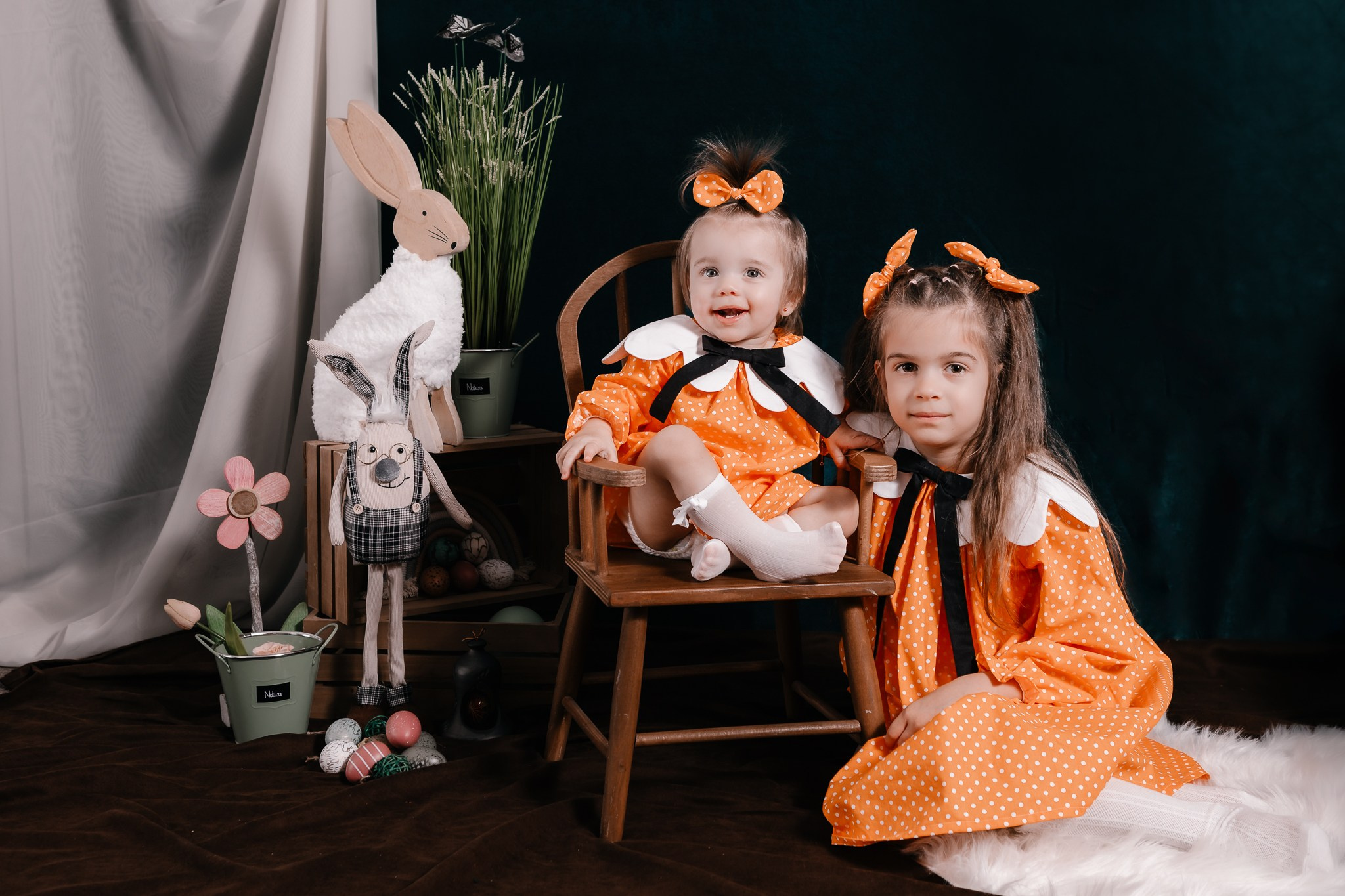 Frumuseți. FotoACTIV.ro - Imaginea ta contează