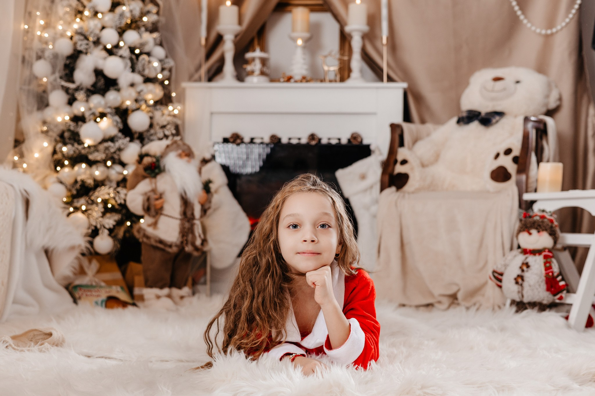 Ședințe Foto Crăciun 2025 Piatra Neamț | Fotografii de Sărbători | FotoACTIV. Fotograf Profesionist Piatra Neamț, Roman, Târgu Neamț, Bicaz, Neamț | Studio, Nuntă, Botez, Eveniment | FotoACTIV