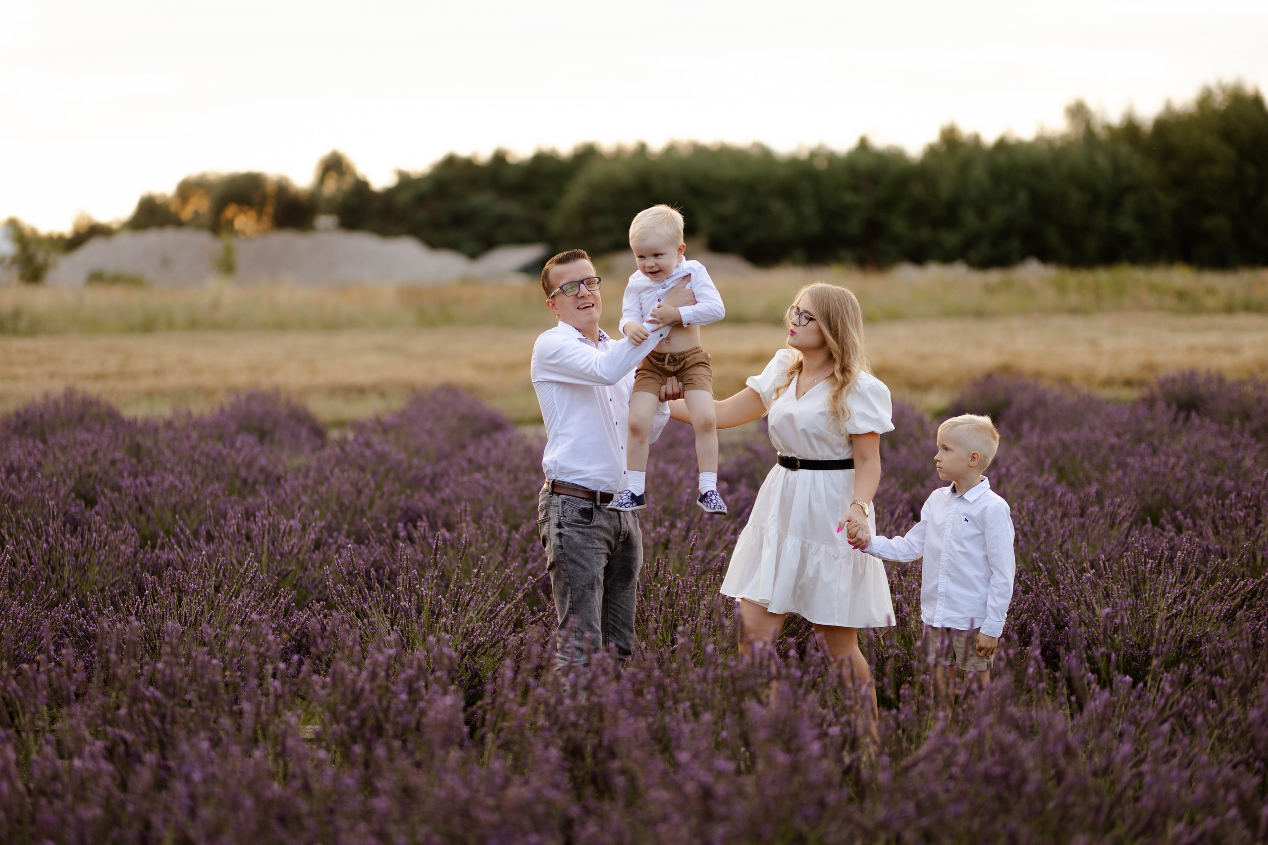 Lawendowa sesja rodzinna. Fotograf Siedlce