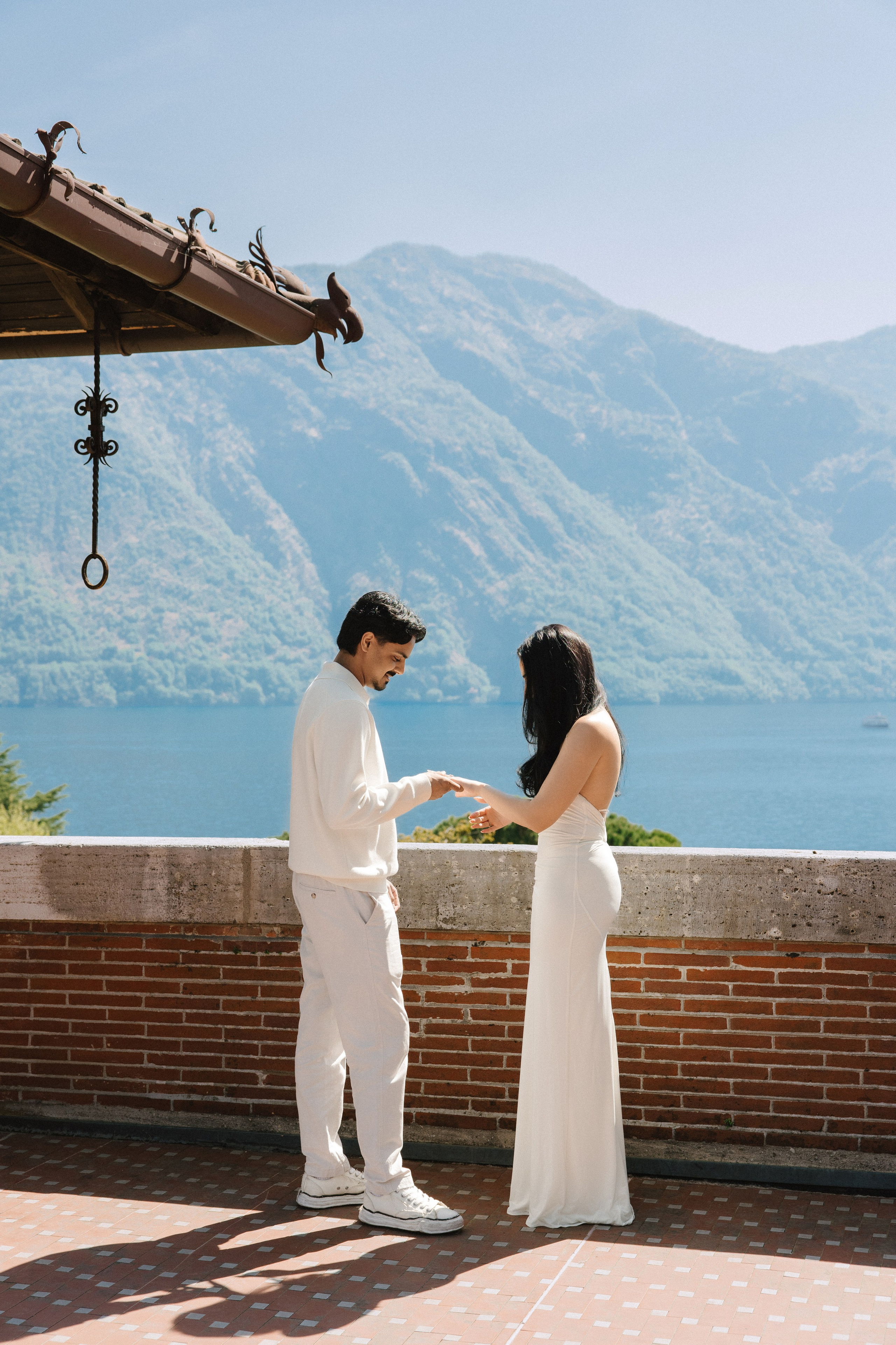 Vish & Kajal. Wedding photographer in Italy