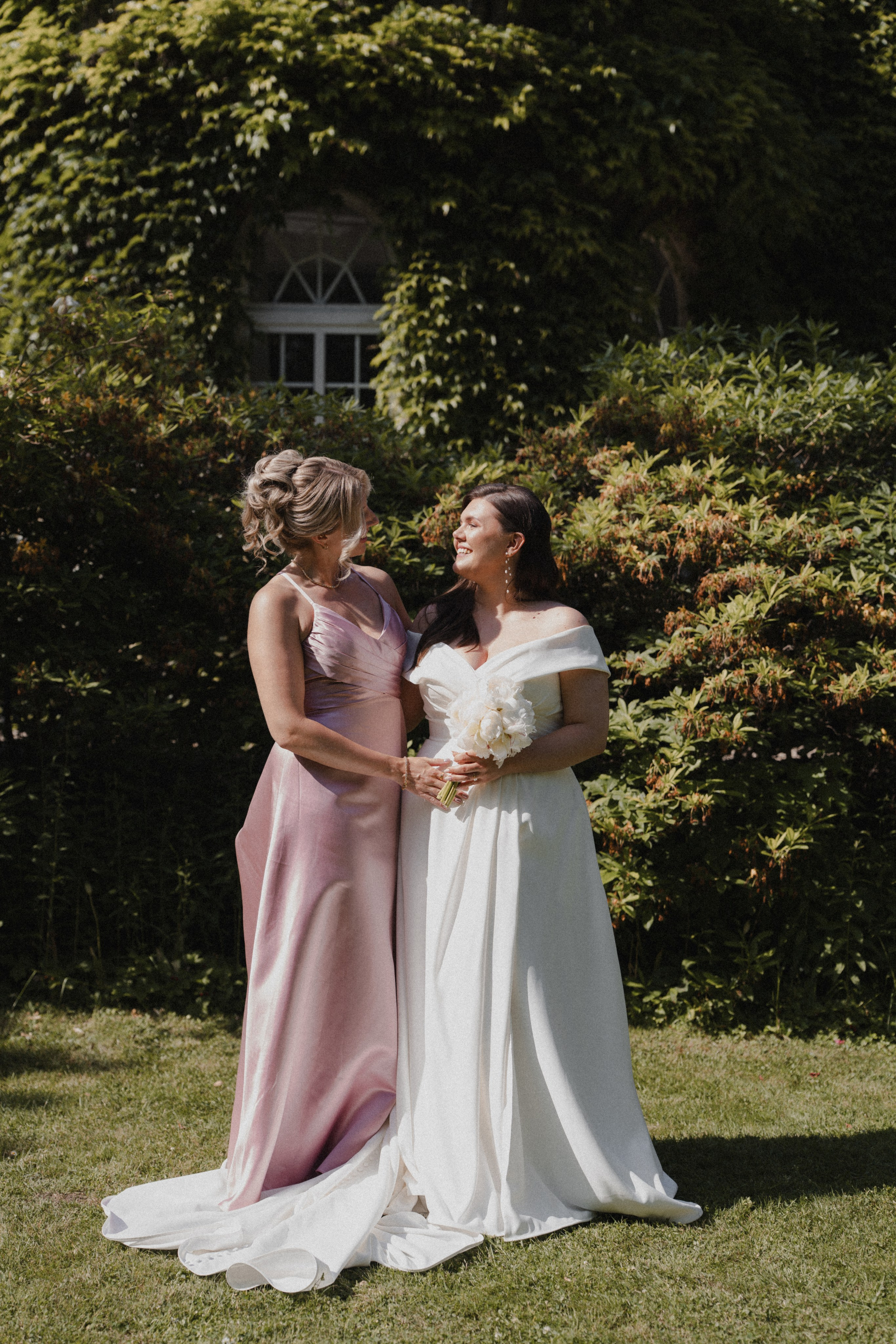 Jessica & Felix I Gesellschaft Harmonie Bochum. Hochzeitsfotografin Bochum | Halyna Reiche Fotografie NRW