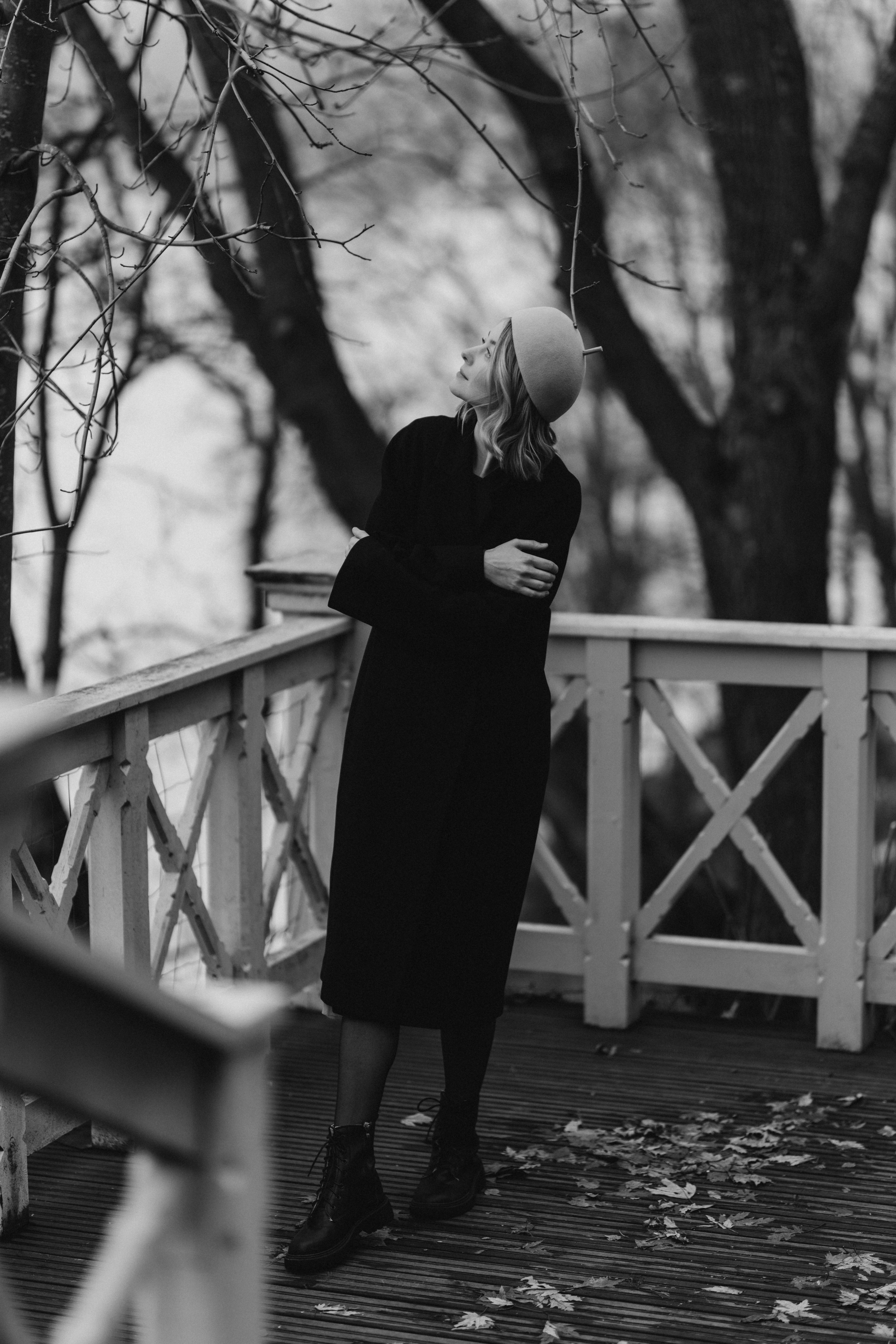 Woman phoshoot. Wedding and potrait photographer in Helsinki Vickan O