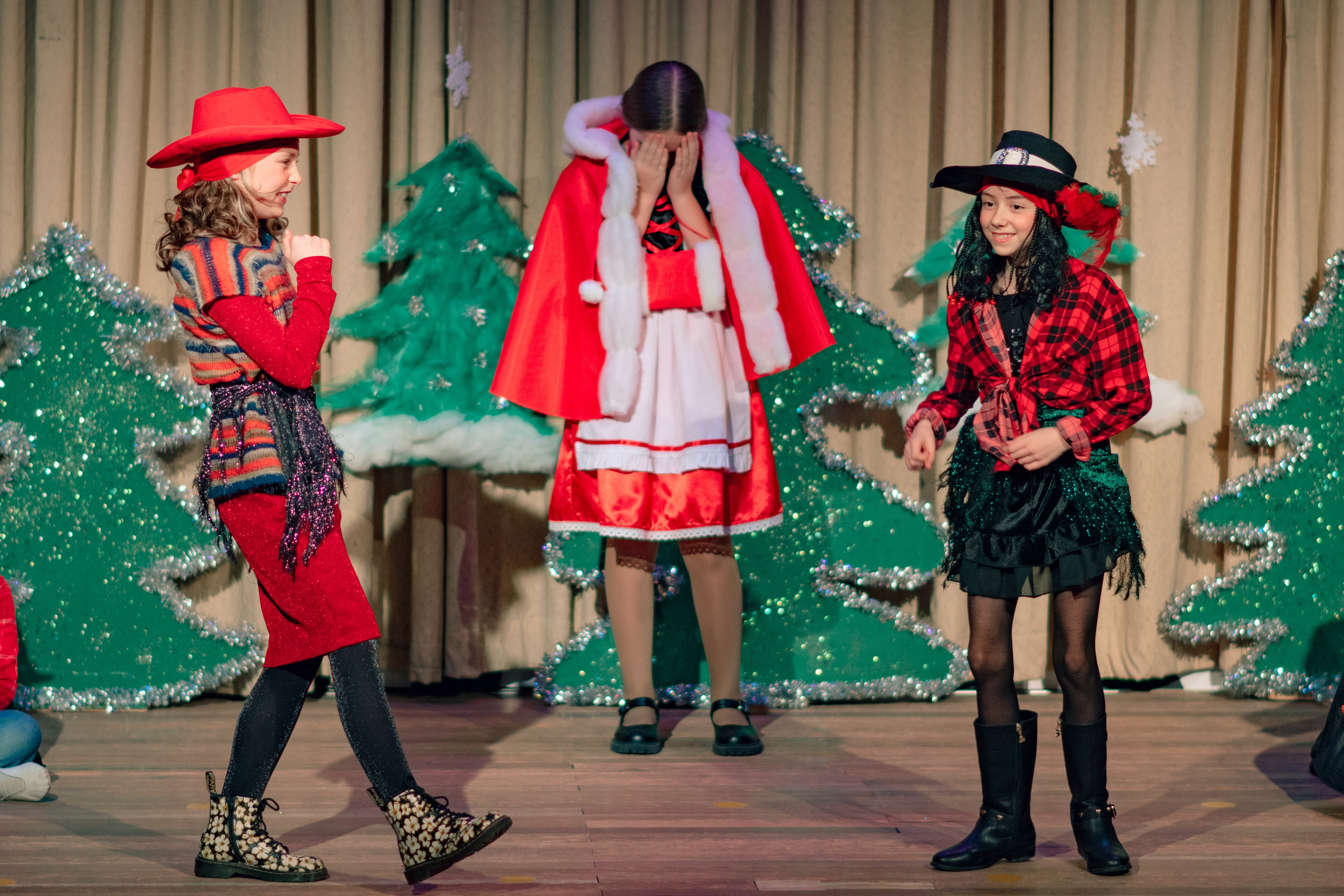 Театральная студия. Семейный и детский фотограф