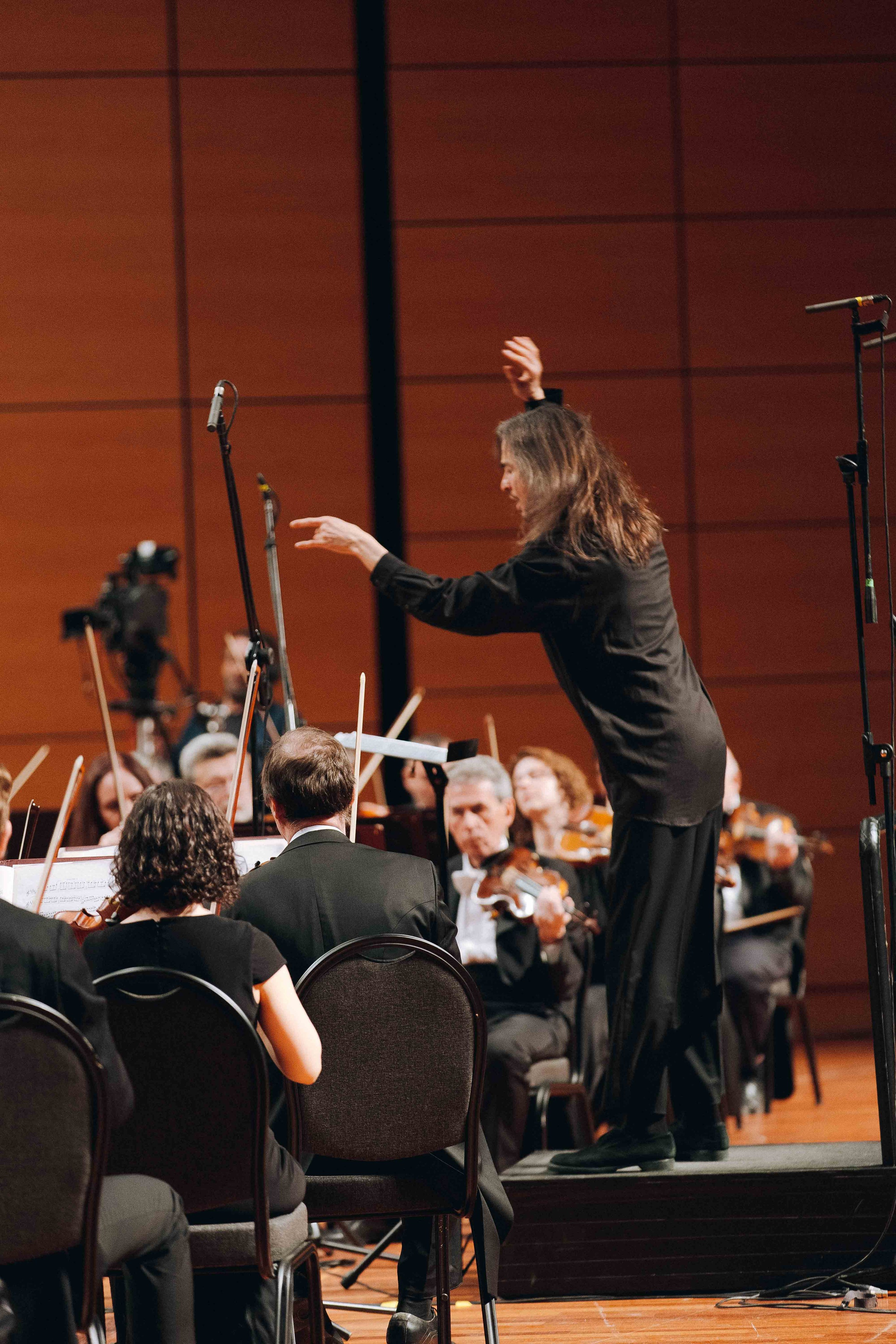 The Tchaikovsky Academic Grand Symphony Orchestra in Istanbul. Wedding&Event photographer Ismail Rzayev in Baku