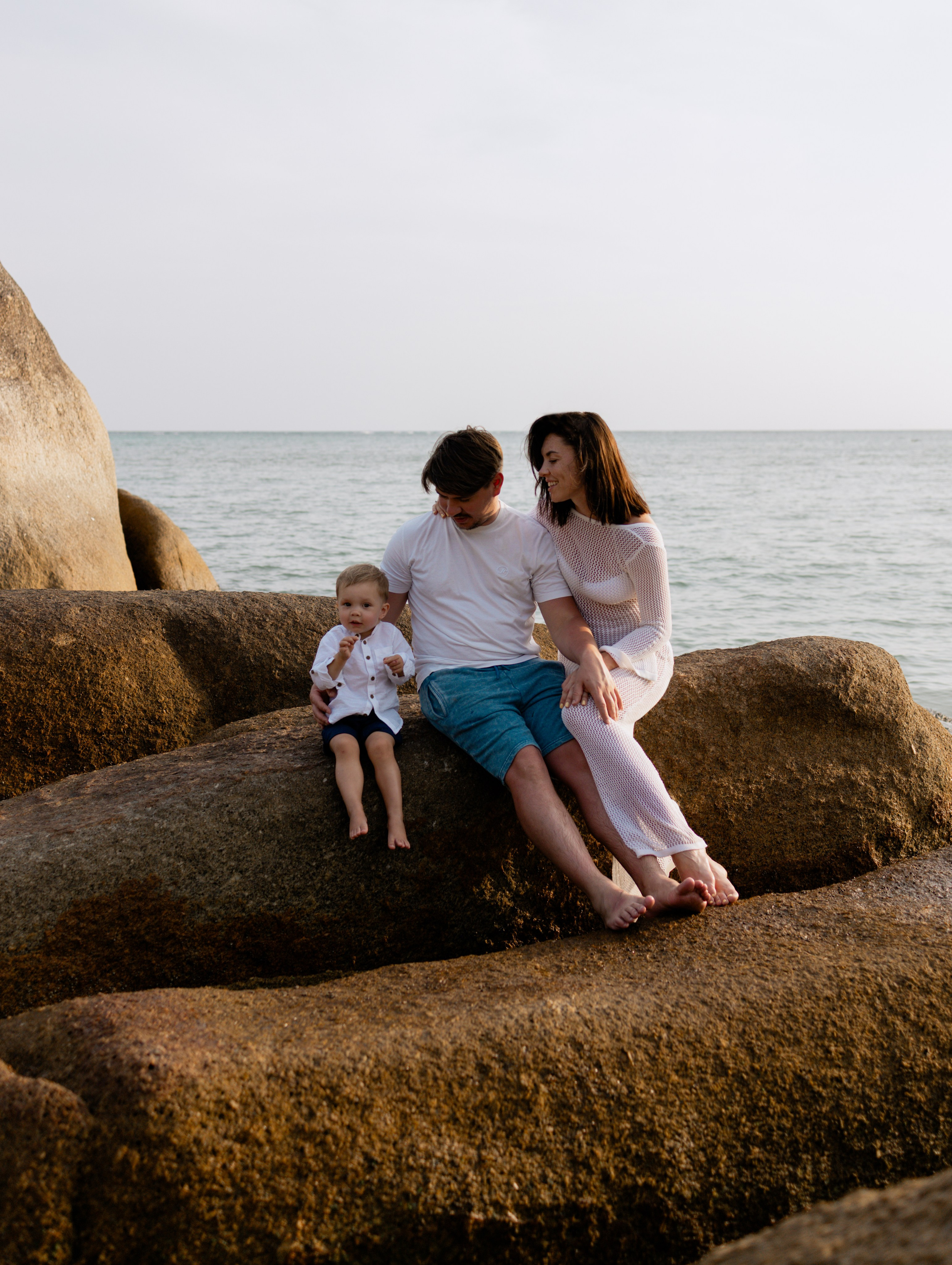 FAMILY PHOTO SHOOT. Photographer on Koh Samui