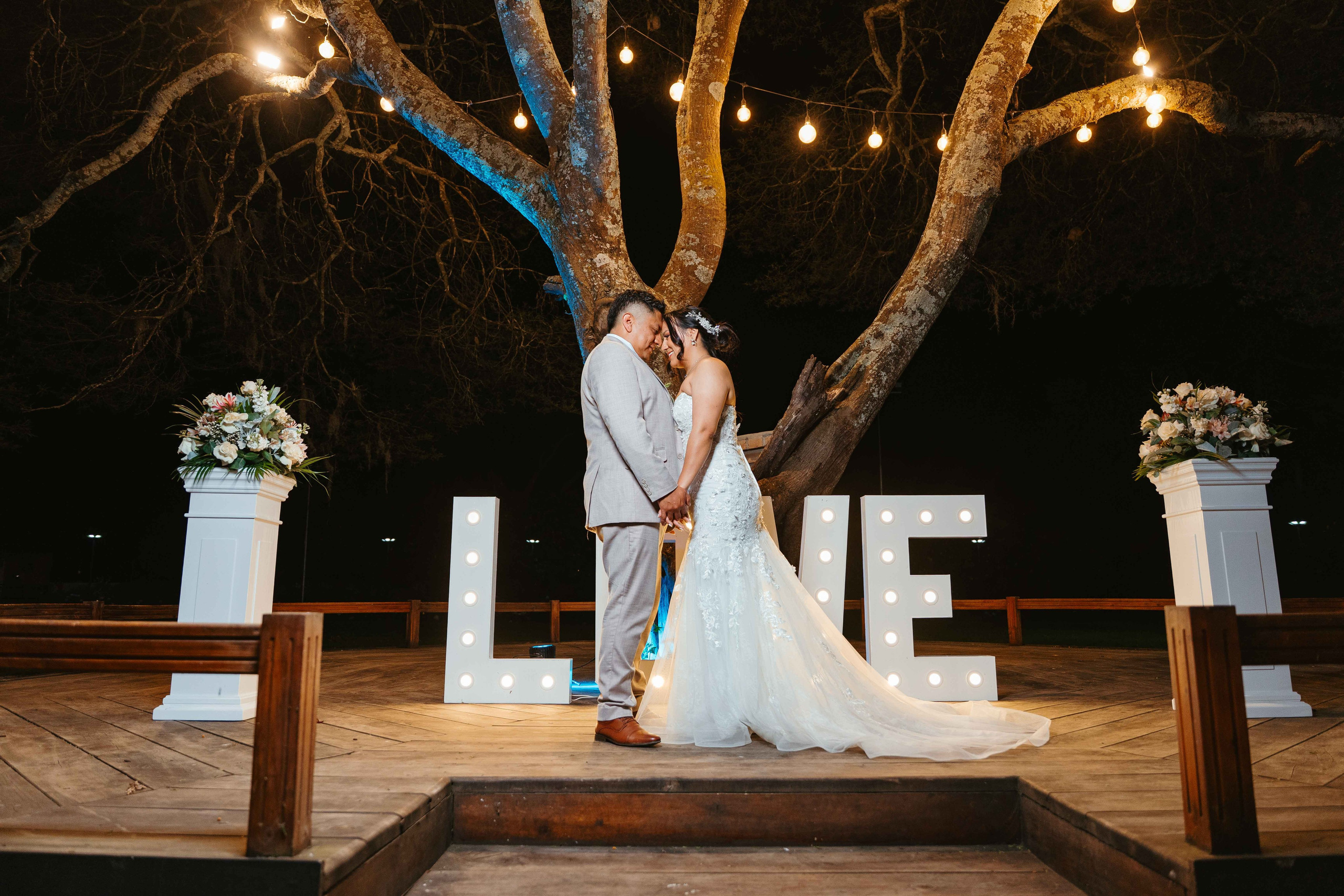 Karol y Jairon. Fotógrafo de bodas en Loja Ecuador | Piero Alvarez PH