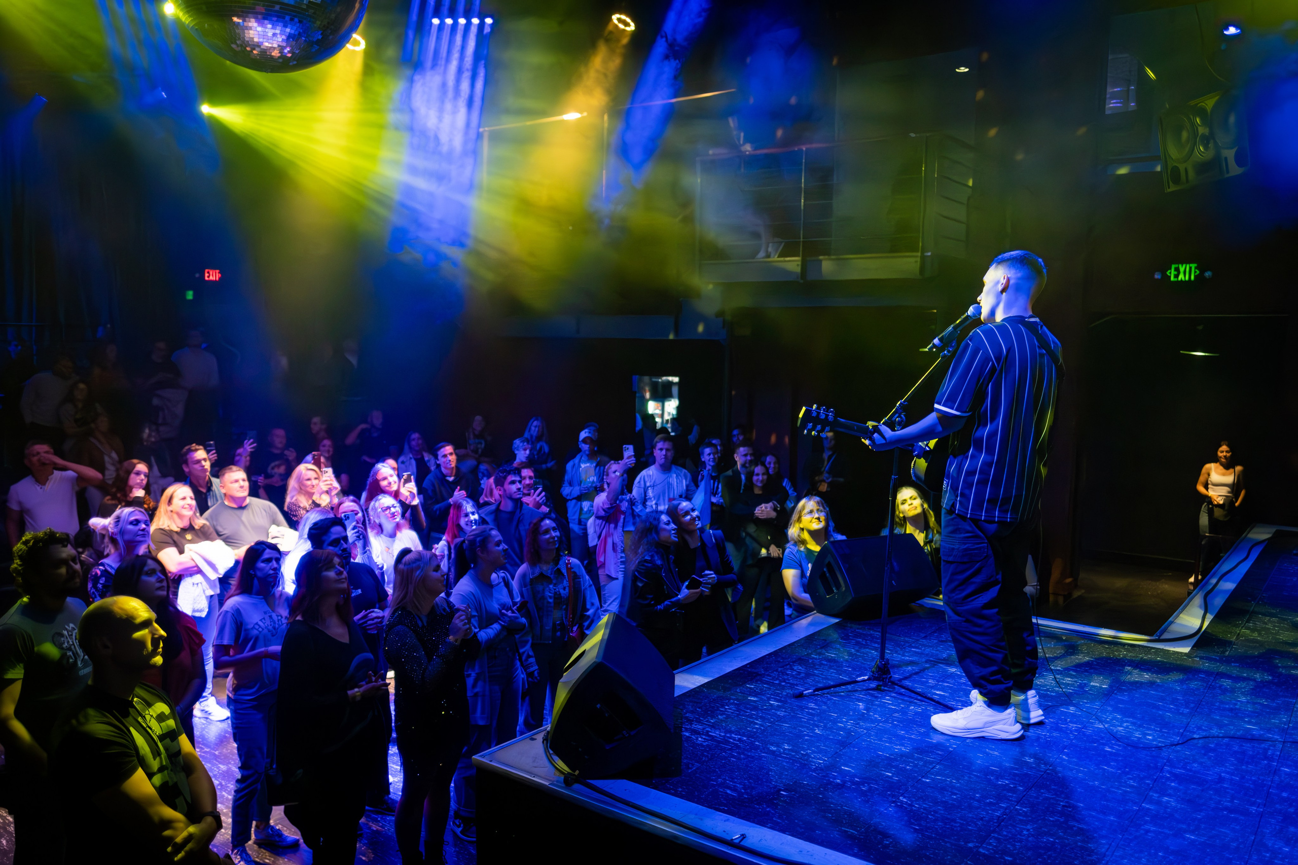 SHUMEI_YAKTAK_QUESTPISTOLS / 2023. Reportage concert portrait photography in the San Francisco Bay Area