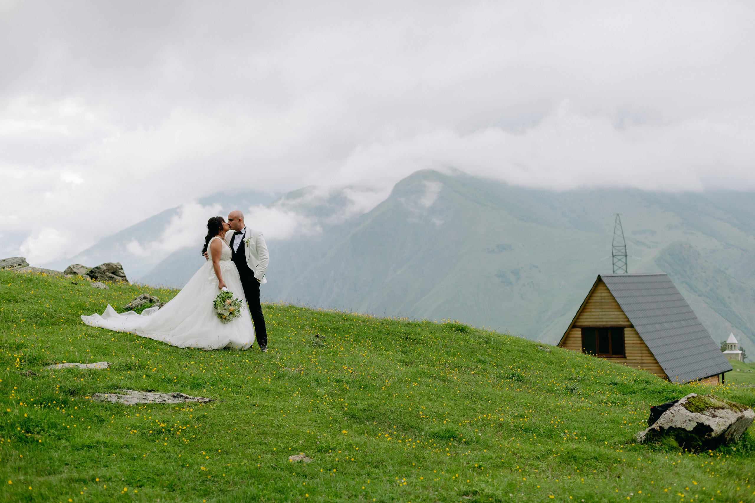 Kazbegi (3,5 hours from Tbilisi)/Казбеги (3,5 часа от Тбилиси). Photographer Anna Nazarenko