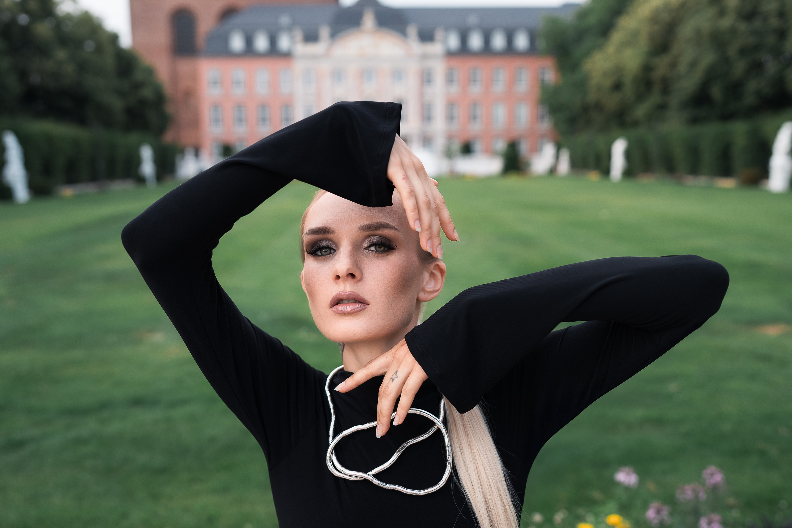 Palastgarden. Familien, Portrait und Konzeptualfotografie in Genf, Schweiz