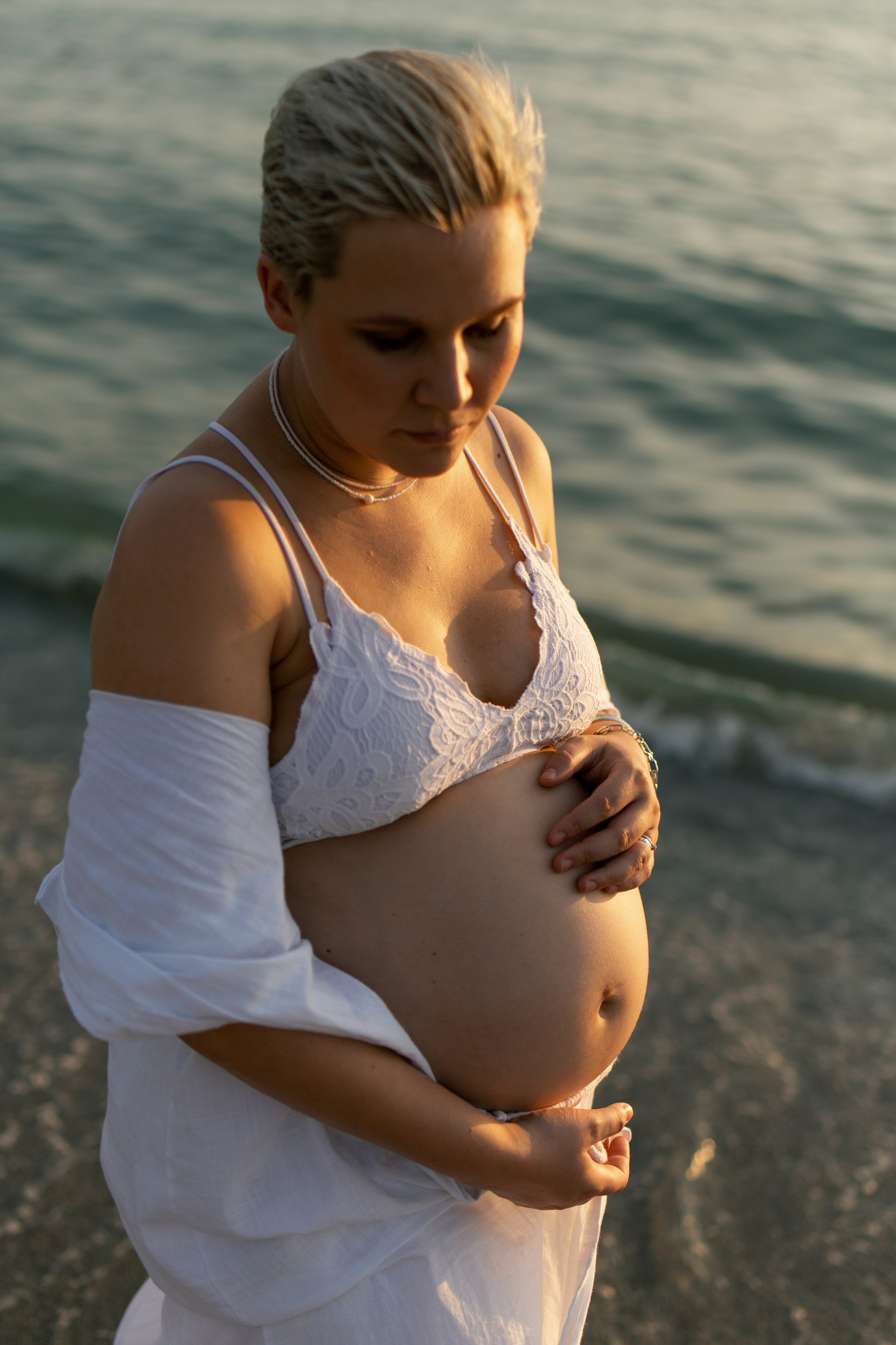 Asya. Ocean. Photographer Vladmir Gladkov