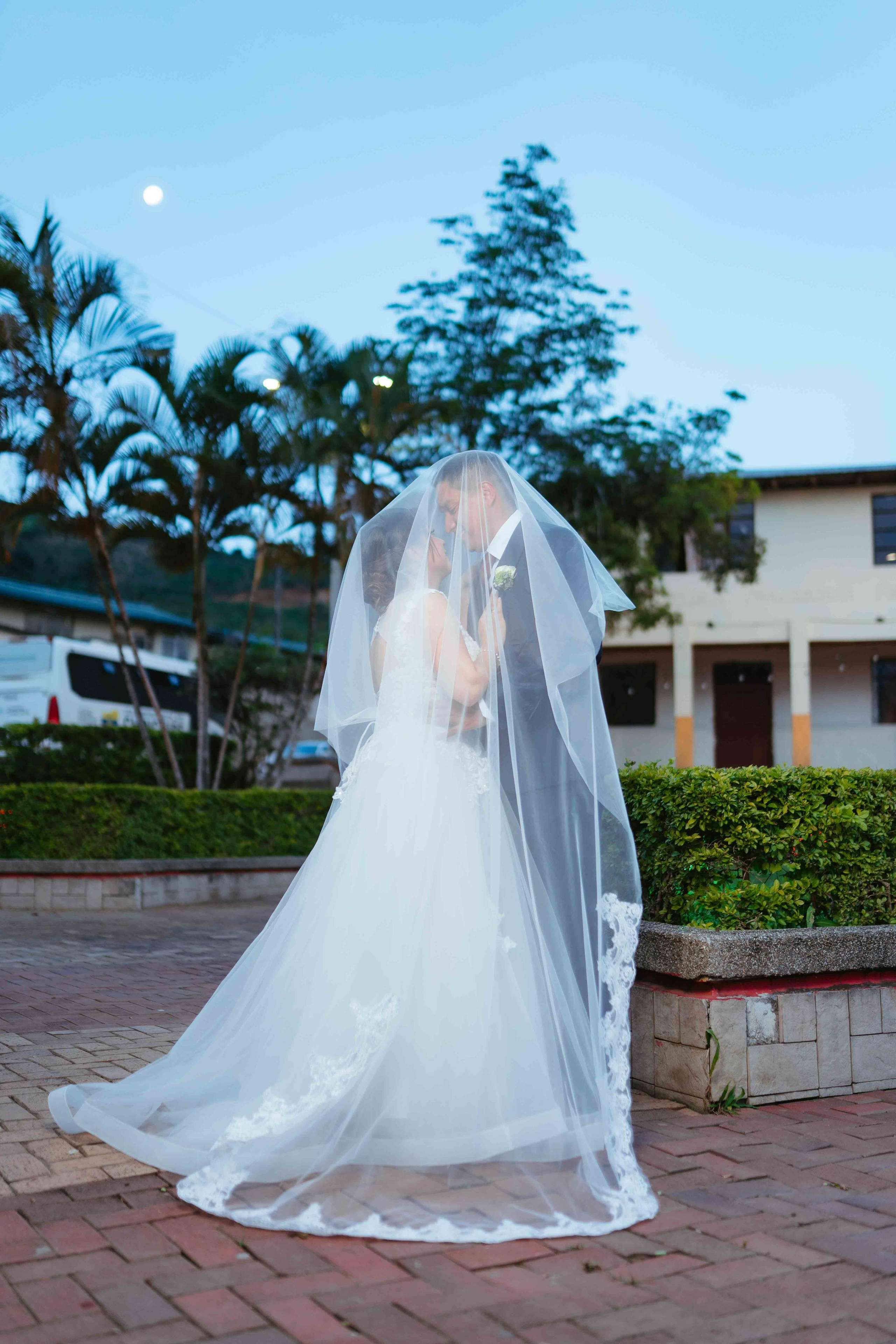 Jennifer y Vladimir. Fotógrafo de bodas en Loja Ecuador | Piero Alvarez PH